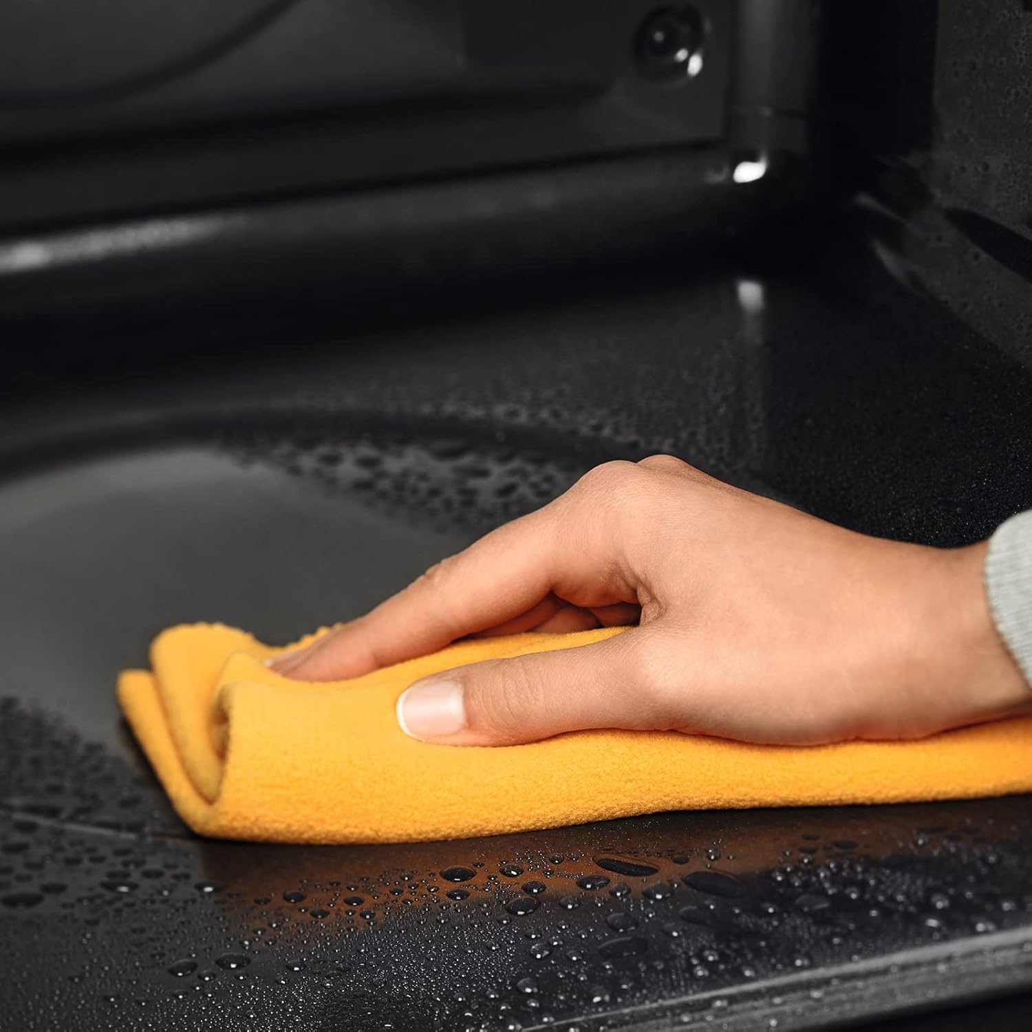 Electrolux SurroundCook® 600 Forno Multifunzione EOF5H40BX, Forno da Incasso, Cottura Multilivello, Pulizia AquaClean, Display LED, Colore Nero con Finiture in Acciaio Inox Antimpronta Electrolux SurroundCook® 600 Forno Multifunzione EOF5H40BX, Forno da Incasso, Cottura Multilivello, Pulizia AquaClean, Display LED, Colore Nero con Finiture in Acciaio Inox Antimpronta