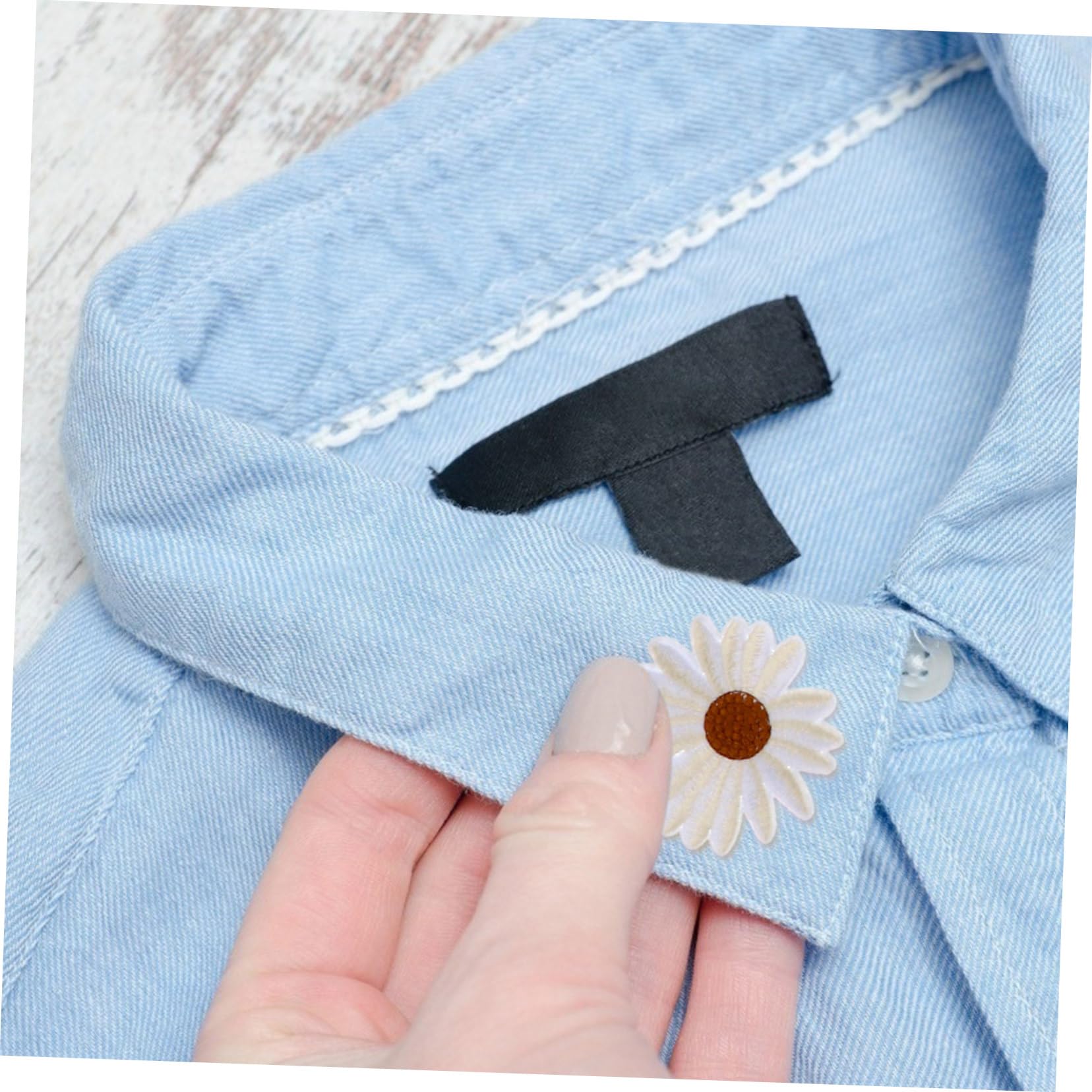 VILLCASE 99pezzi Toppe Ricamate Forma e Farfalle Per Abbigliamento Applicazioni Per Decorare e Riparare Vestiti Jeans Borse e