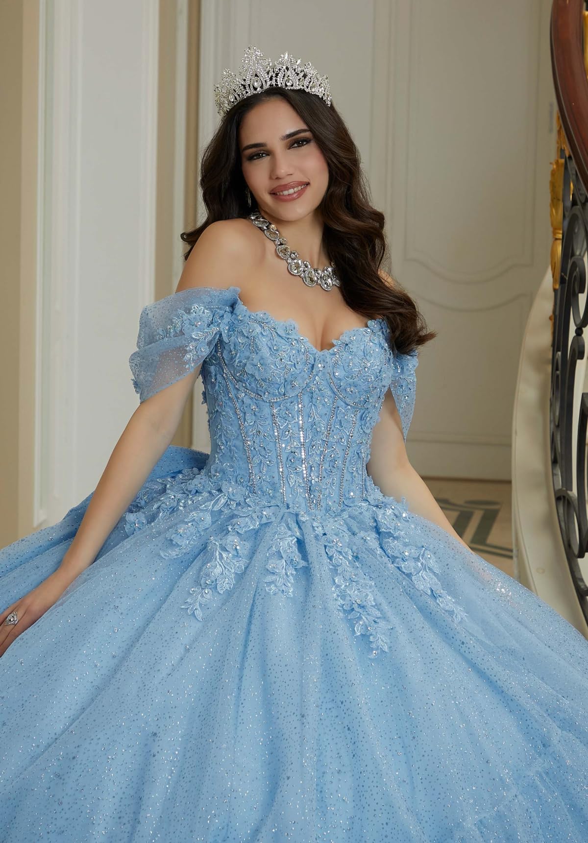 Vestidos de quinceañera con Volantes Hombros Descubiertos Tul Lazo Dulce 16 Cola MT025
