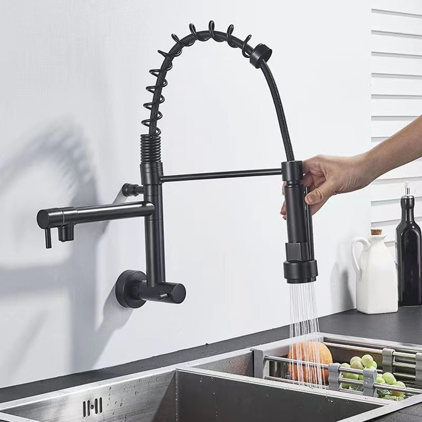 Grifo de cocina, Grifo mezclador de cocina de pared con resorte, grifo de cocina extraíble con rociador y caño giratorio, grifo de cocina con agua fría individual, color dorado.(Black)