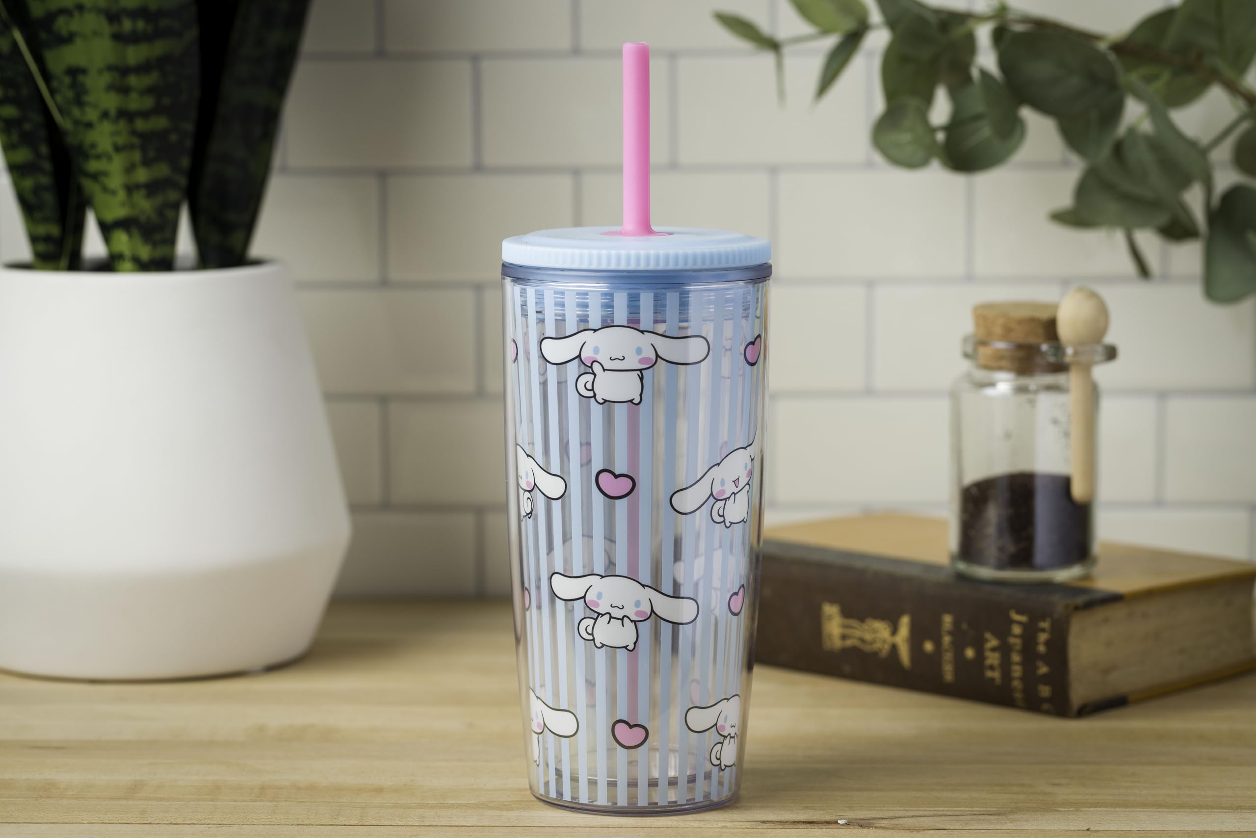 Amazon.com | Silver Buffalo Sanrio Hello Kitty and Friends