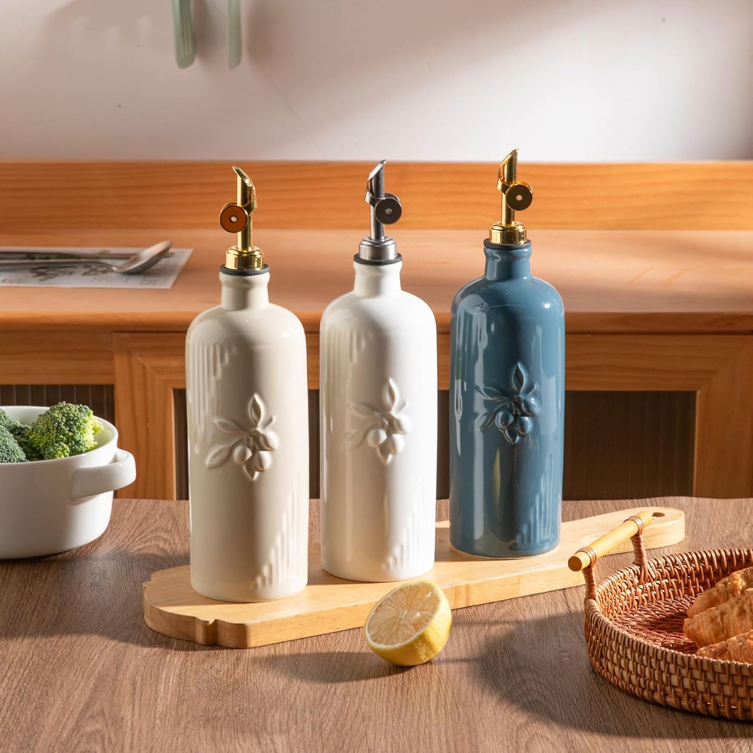 Sweejar Ceramic Olive Oil Dispenser Bottle for Kitchen Counter, 20 oz Oil Dispenser with Gold Spout, Avocado Oil Cruet for EVOO, Vinegar, Oil Container for Cooking, Pack of 1 (Beige)