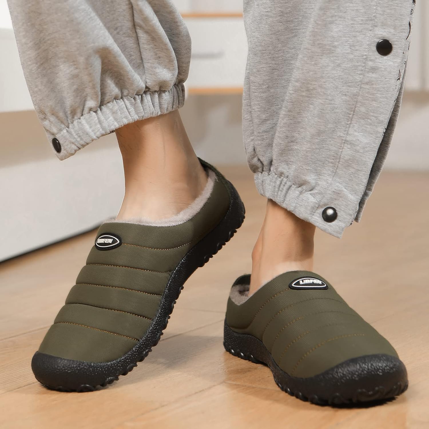 UBFEN Mens Womens Winter Warm Slippers with Fuzzy Plush Lining Slip on House Shoes Indoor Outdoor Anti-Skid Rubber Sole - Image 2