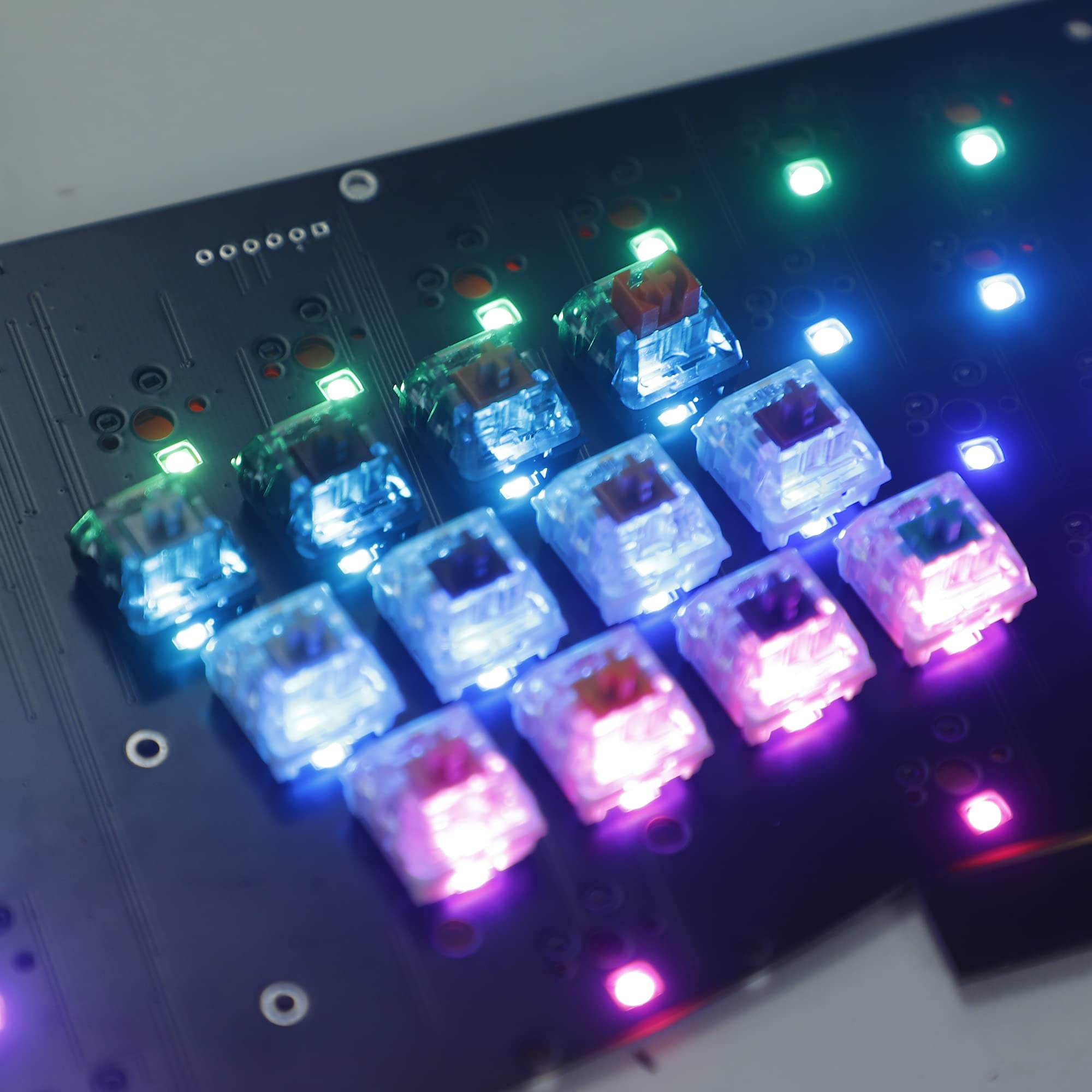 Kailh Speed Silver Gold Copper Bronze Pink Super Speed Silver Copper Red Bronze Pro Purple Burgundy Light Green MX SMD 3-pinowe przełączniki RGB do klawiatury mechanicznej (90 szt., Speed Pink)