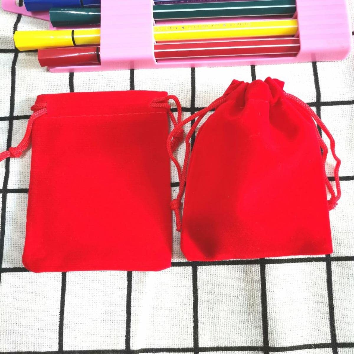 100 Pcs/Lot Velours Cordon Sacs Bijoux Paquet Sacs Velours Cadeau Sacs Noël Mariage Emballage Cadeau SacsPetites Pochettes-Vin Rouge,7x9cm