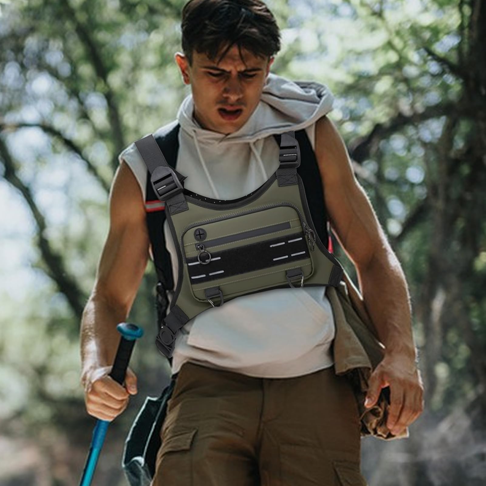 Générique Sac De Poitrine Homme, Pack de Poitrine Course avec Porte-Téléphone, Poche Imperméable Réglable pour Randonnée Voyage Extérieur Chasse