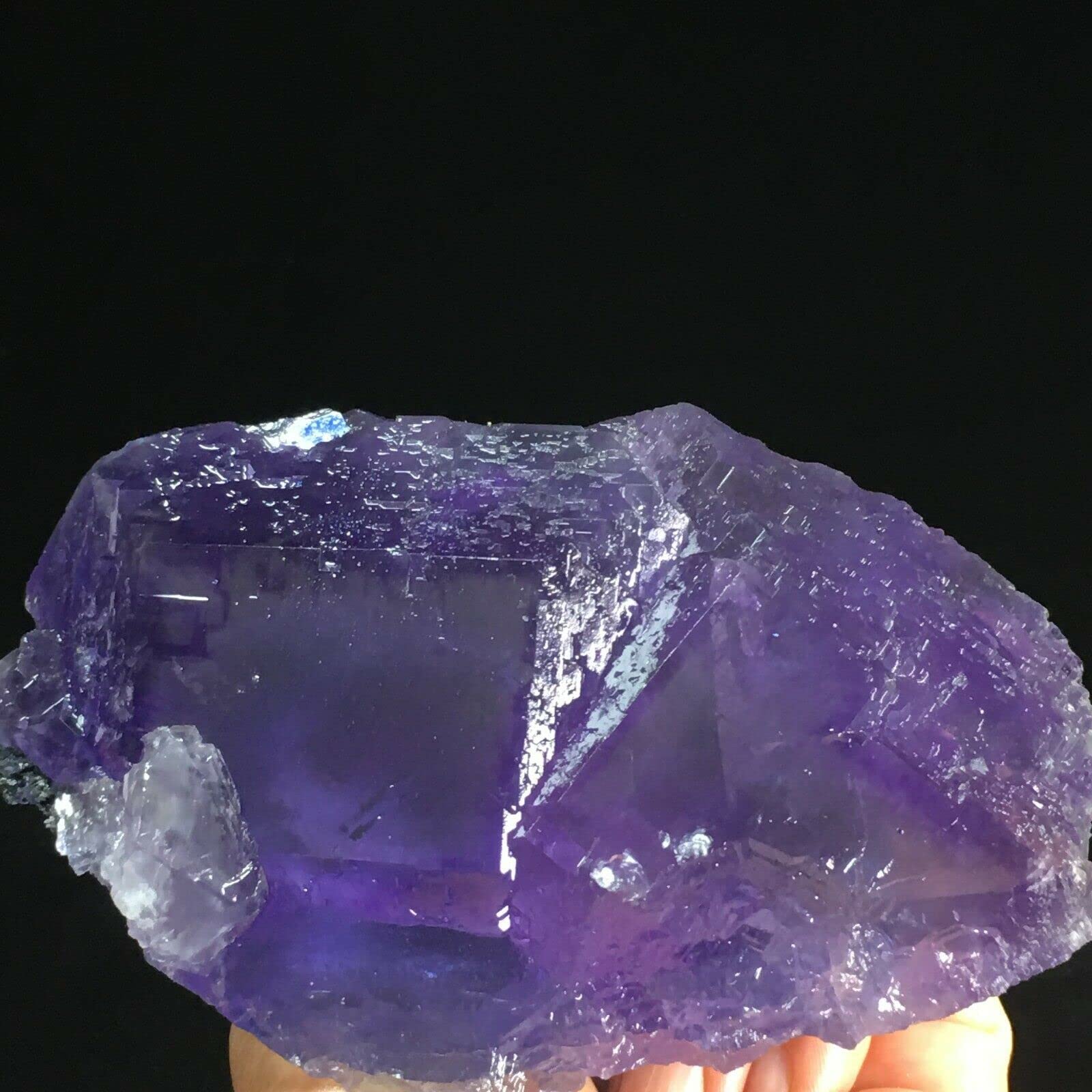 Amazon.co.jp: 天然水晶の原石 705.5g 紫半透明台形蛍石標本 