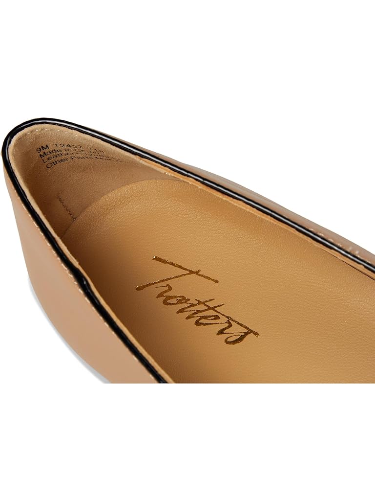 Beige Trotters Harbor