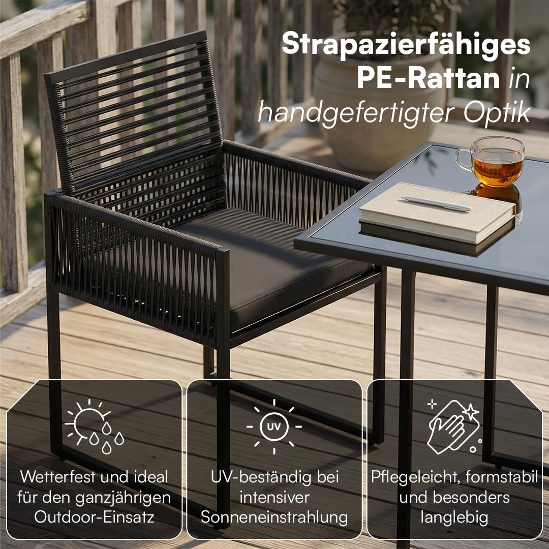 STEELSØN Kynaris Essgruppe 3-teilig schwarz – Balkonset mit 2 Stühlen und Tisch – Gartengarnitur wetterfest – Rattan Sitzgruppe mit klappbaren Stühlen – Terrassenmöbel Set mit Glasplatte & Sitzkissen