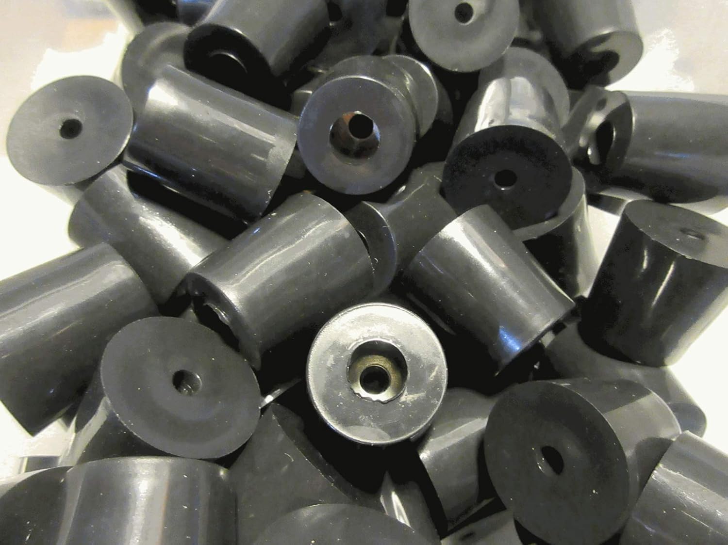 1 1/4” x 1 1/4” (D X H) Rubber Bumper W/Recessed Steel Washer. Tall. 4 per Pack #TNM12