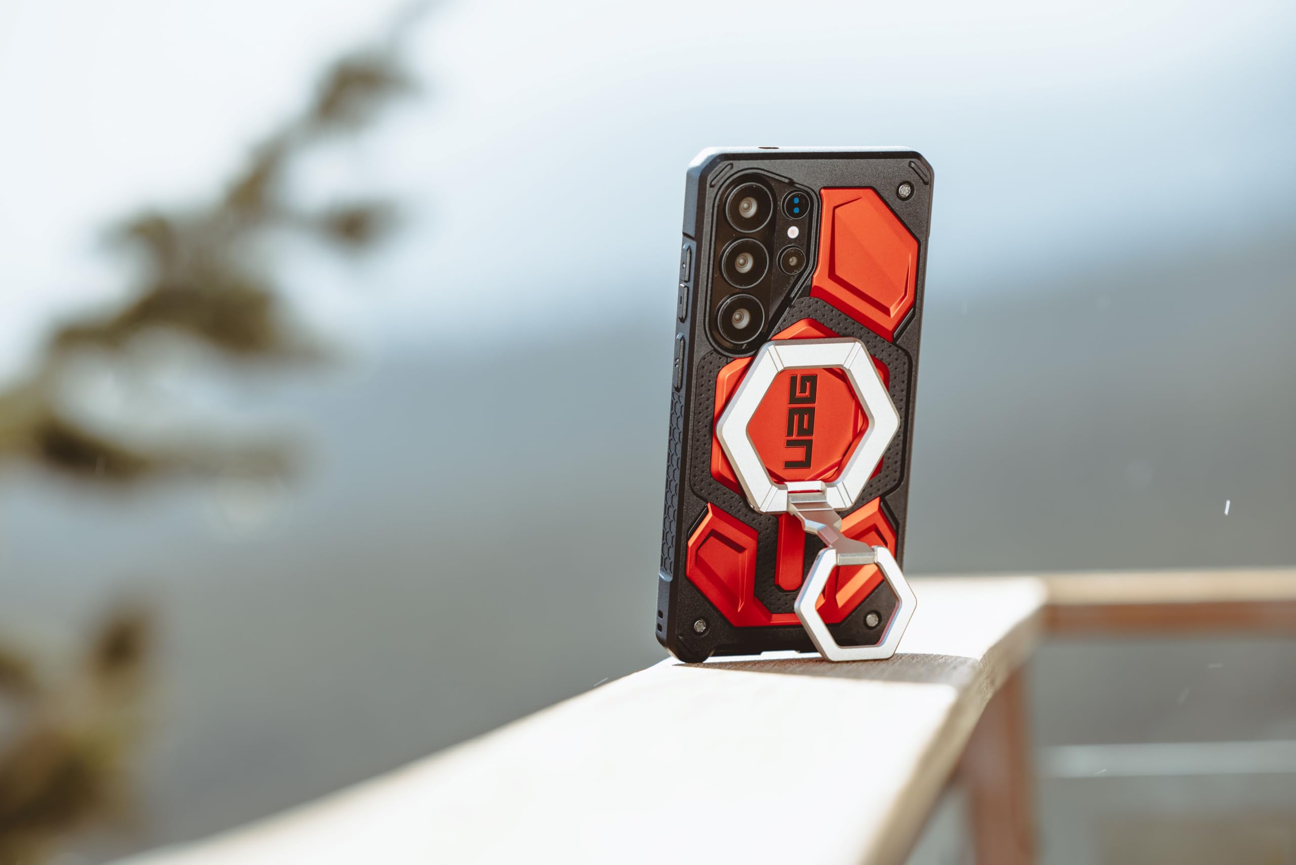 URBAN ARMOR GEAR UAG - Soporte magnético para teléfono compatible con imán MagSafe, agarre de anillo de metal extraíble y soporte ajustable de rotación de 360 grados para iPhone 17, Galaxy S26, verde