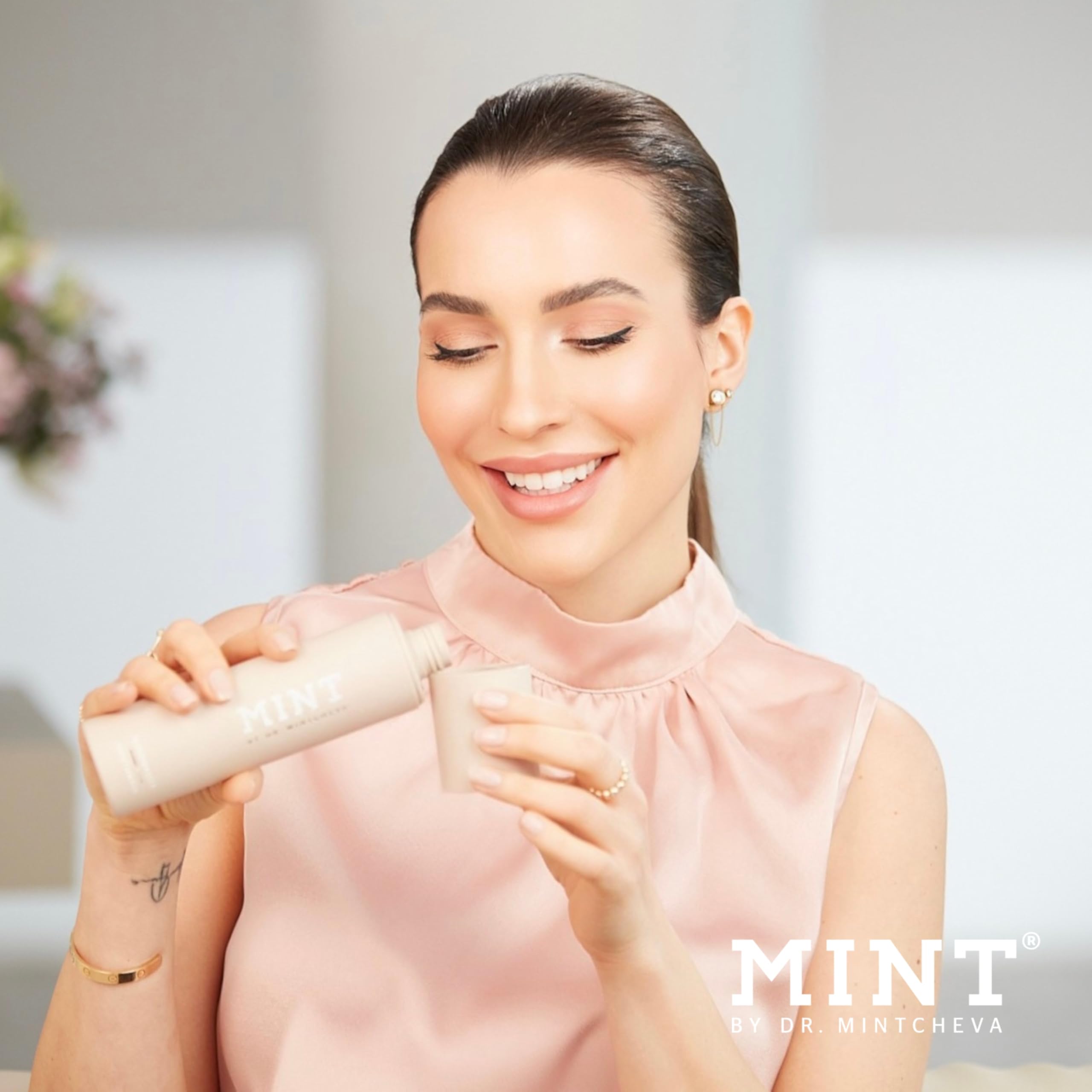 MINT Biotic płyn do płukania jamy ustnej 200 ml – antybakteryjny płyn do płukania jamy ustnej zapewnia świeży oddech – z witaminą B12 i witaminą E – do pielęgnacji i wzmacniania flory jamy ustnej – by