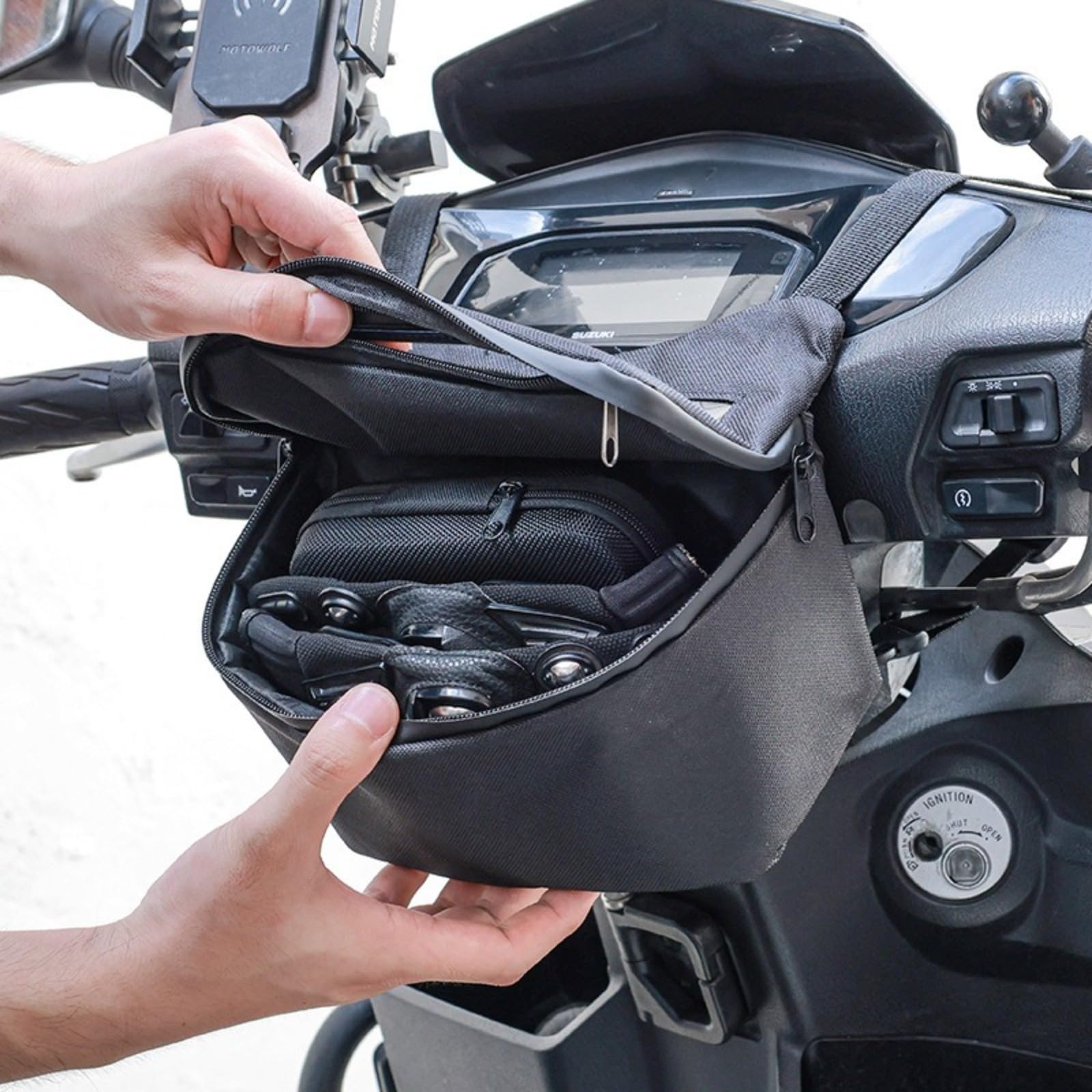 Motorcycle Handlebar Bag Waterproof, Touch Screen Phone Pouch for Scooter Dashboard, 121g Ultra Light Motorbike Front Storage Bag with Detachable Liner, 21x12x13cm