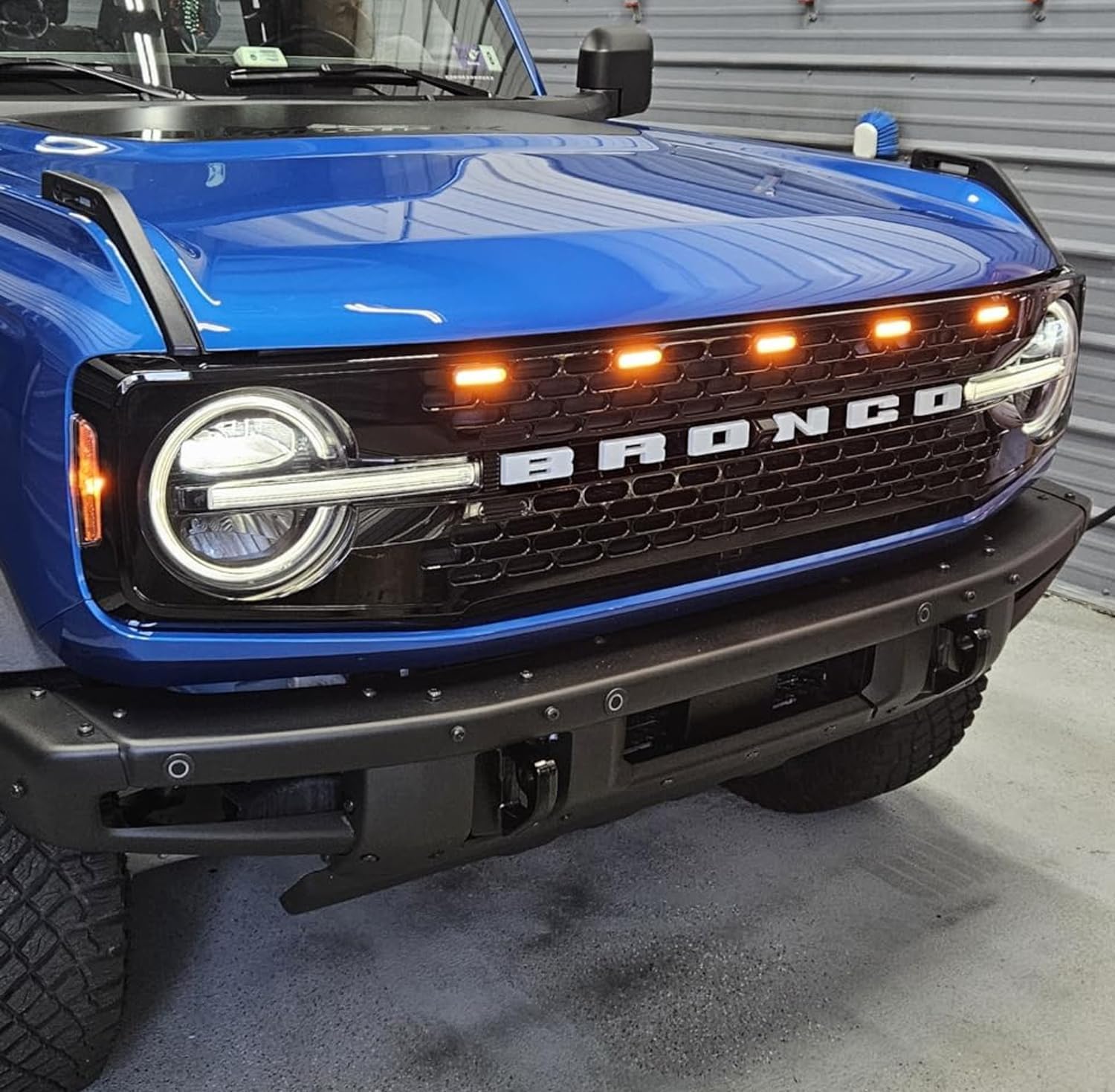 iJDMTOY 5pc Black-Out Smoked Lens Amber Yellow Full LED Front Grille Clearance Light Kit Compatible with Ford 2021-up Bronco Badlands, Wildtrak, Everglades & First Edition