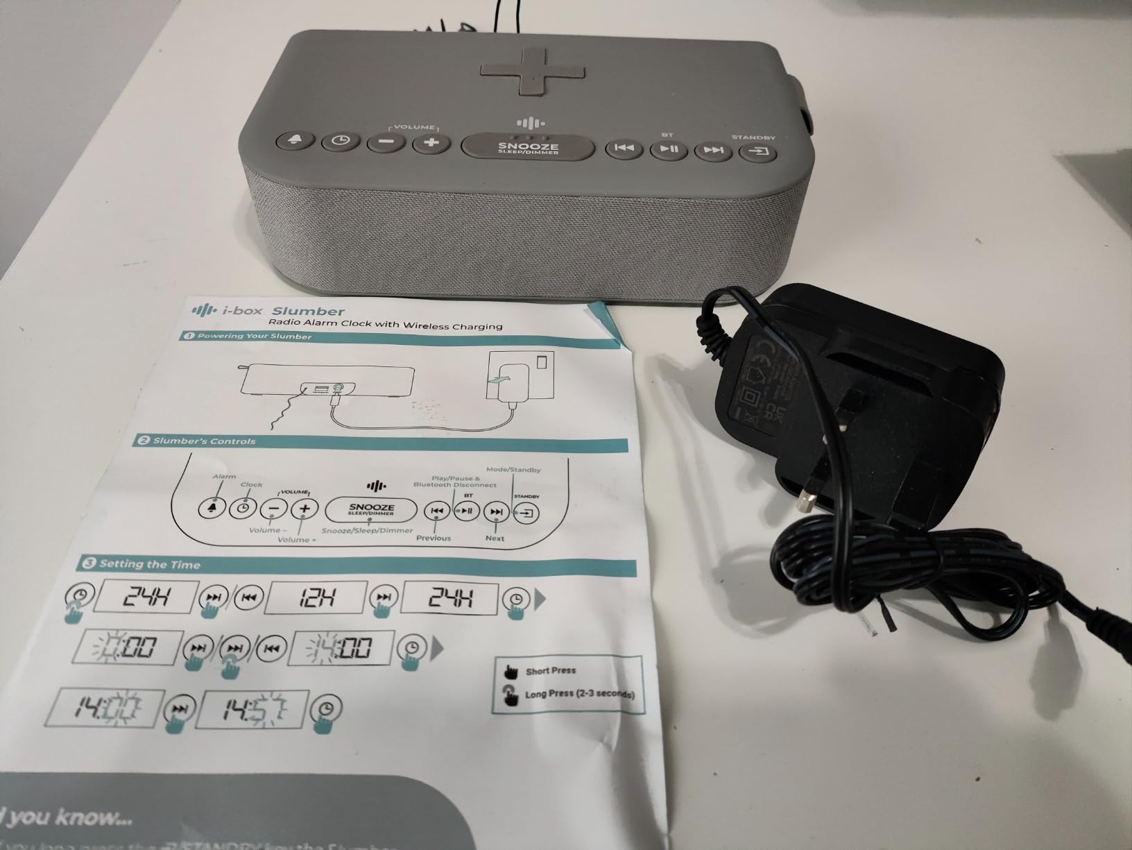 ibox Alarm Clocks Bedside, Radio Alarm Clock with Wireless Charging