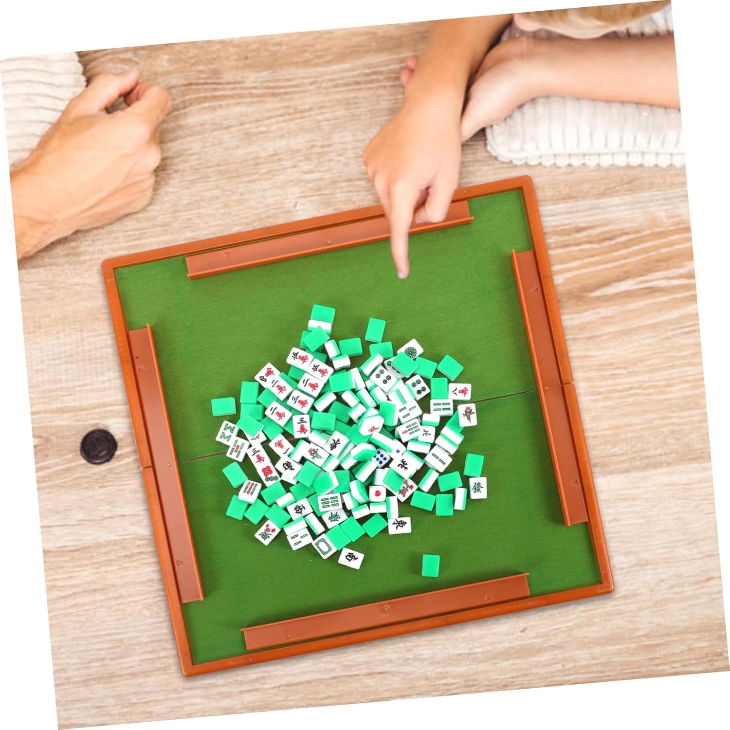 UPKOCH 1set Mini Mahjong Set Engraved Mahjong Game Kit for Home Travel Complete Accessories for Fun Playtime