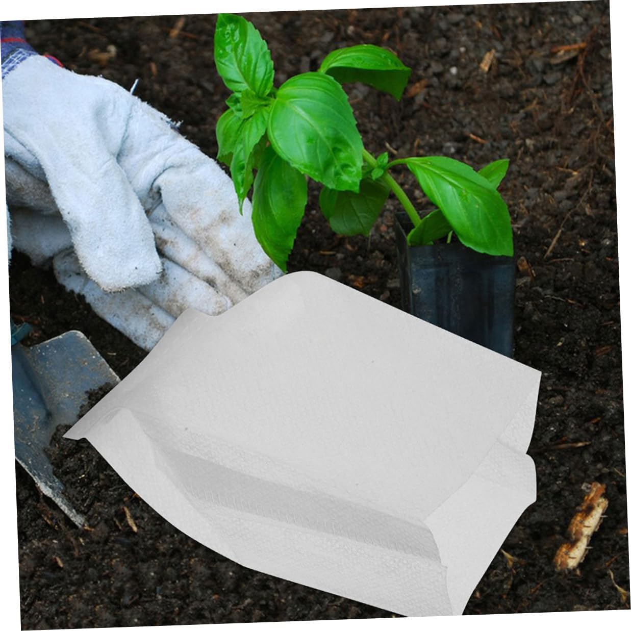 100pcs Non-Woven Nursery Grow Bags Planting Pouches Felt Plant Containers for Seedlings and Potato Cultivation Garden Planter Bags for Outdoor Gardening