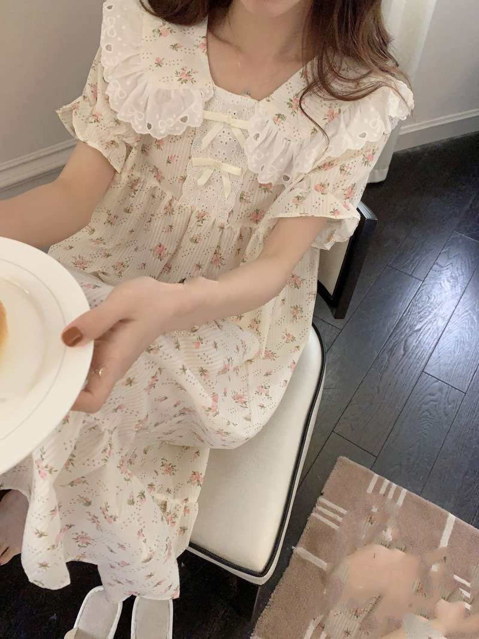 Kleines, Frisches Nachthemd-Pyjama Für Damen – Sommer, Süßer Blumendruck, Dünnes Maix-Kleid, Mädchen-Nachtwäsche, Homewear-Set Im Prinzessinnen-Stil, Modisches Kurzarm-Rüschen-Design, Langer