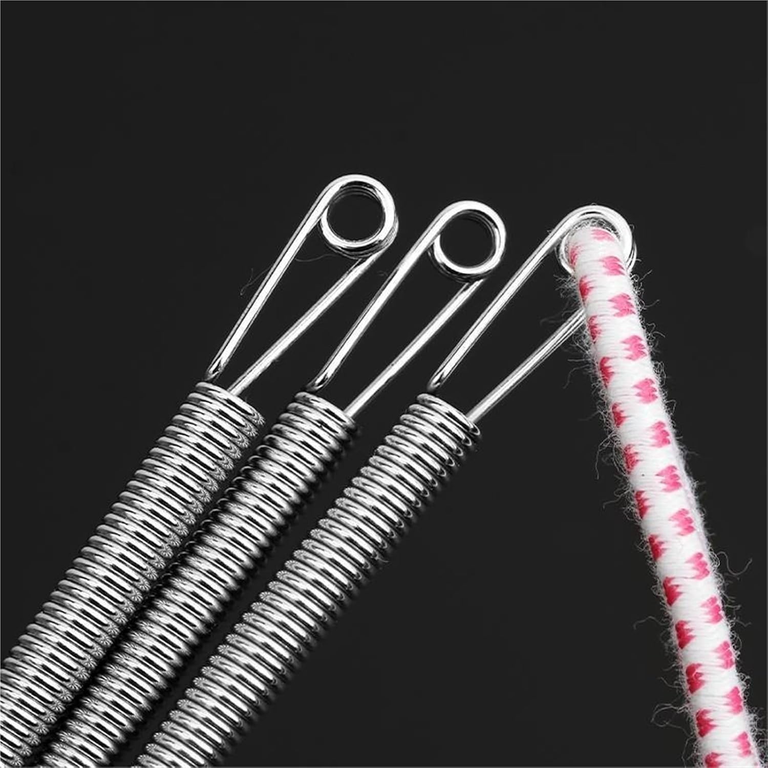 Drawstring Cord with Spring Threader Tool 20Pcs Bendable Spring Drawstring Threader with Clip for Hoodie Pants DIY Sewing Repair Tool