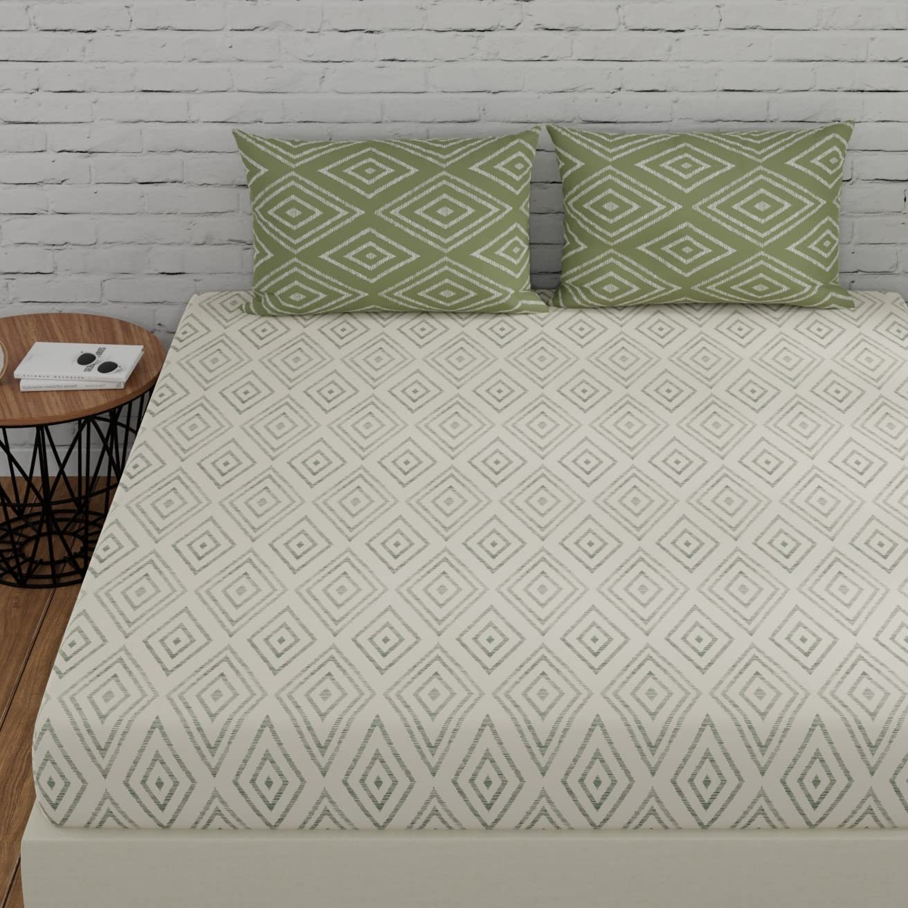 Huesland by Ahmedabad Cotton 144 TC Fitted Bedsheets Queen Size Cotton with 2 Pillow Covers | 60 x 78 inches | White & Sage Green-picture-19