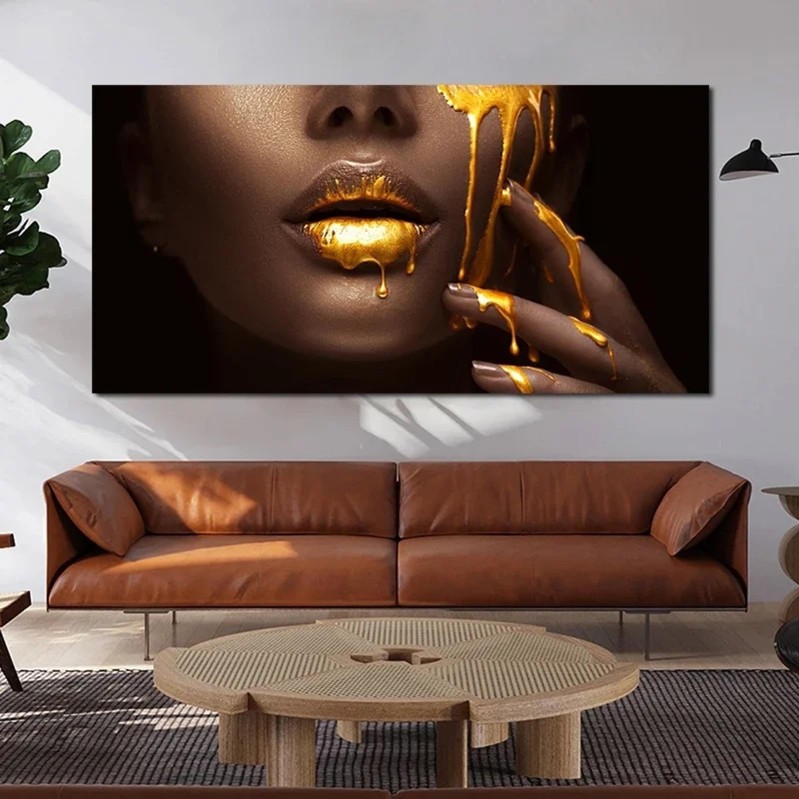 Póster en lienzo de labios dorados para un salón elegante y moderno de estilo escandinavo