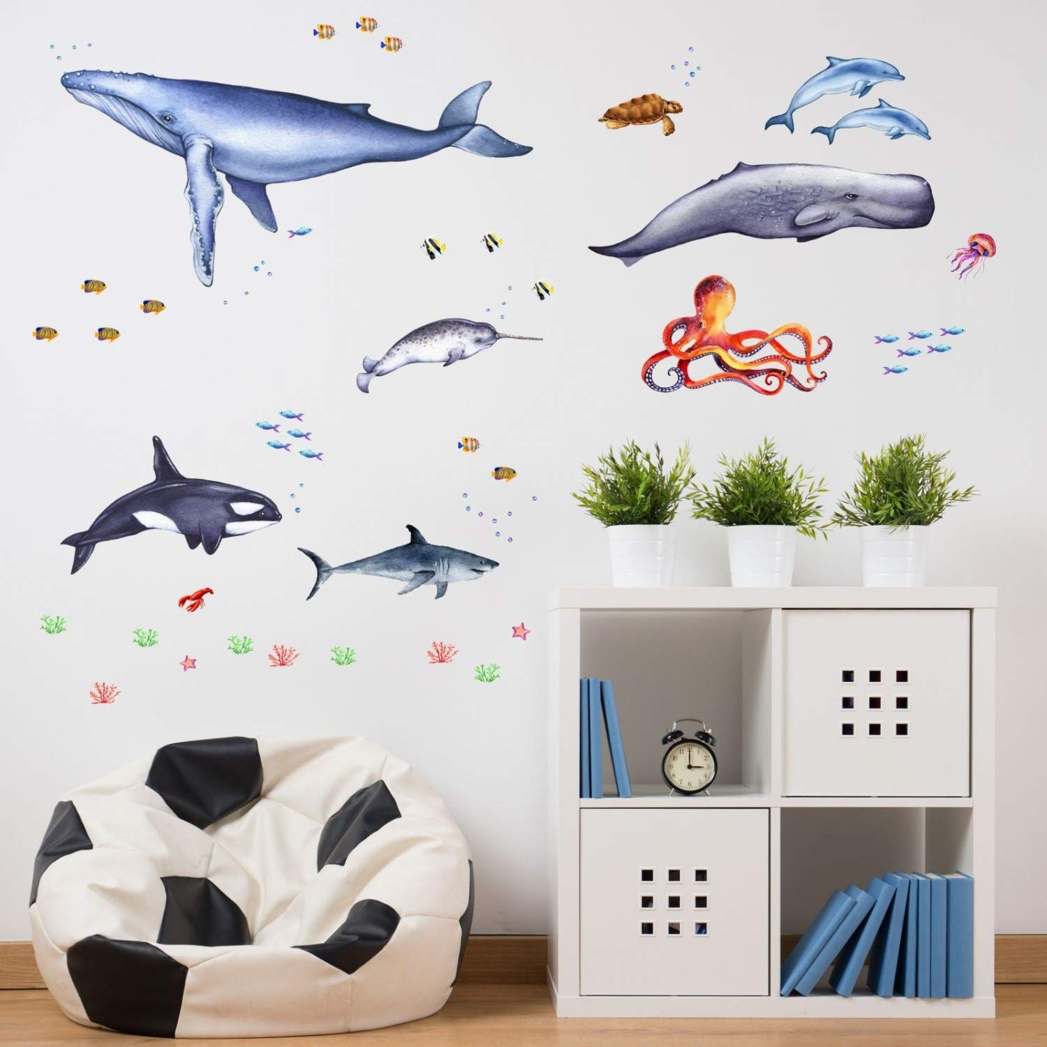166 Wandtattoo Tiere der Meere - Blauwal, Hai, Delfin, Orca Größe 1750 x 980 mm