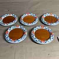 【源右衛門】古伊万里の伝統　日本の銘窯　源右衛門作　染錦唐草文　花瓶 源右衛門】古伊万里の伝統 日本の銘窯 源右衛門作 染錦唐草文 花瓶