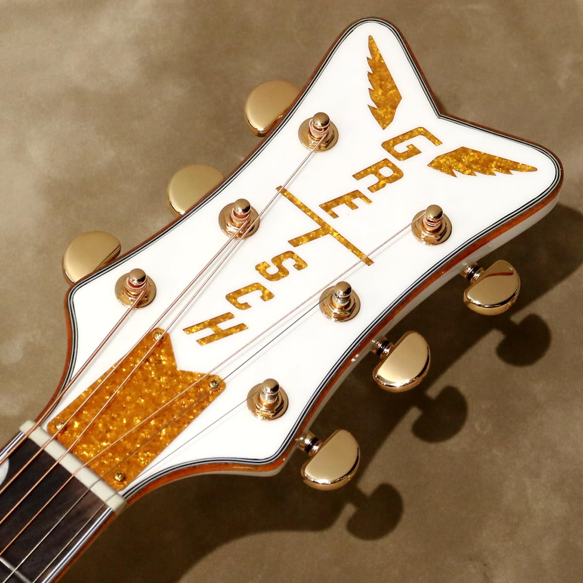 グレッチ　ランチャーファルコン　エレキアコースティックギター ギターケース付き エレアコギター】GRETSCH アコースティック・ギターにFalcon