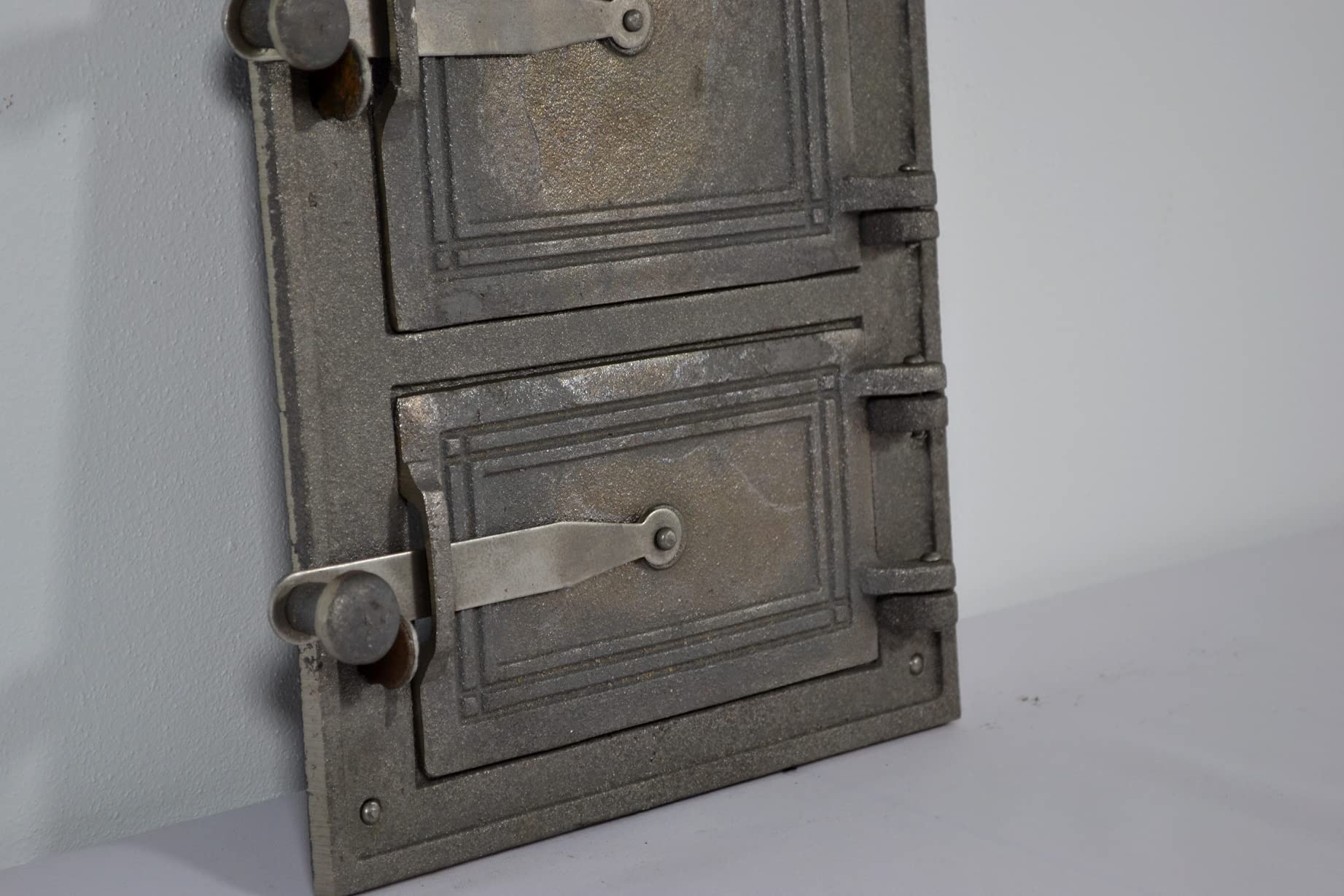 SEZAM Backofentür aus Gusseisen mit 2 Türen - mit Türriegel, Brotofentür - Steinofentür - Pizzaofentür 35 x 3 x 26 cm - rechteckig, ohne Bemalung