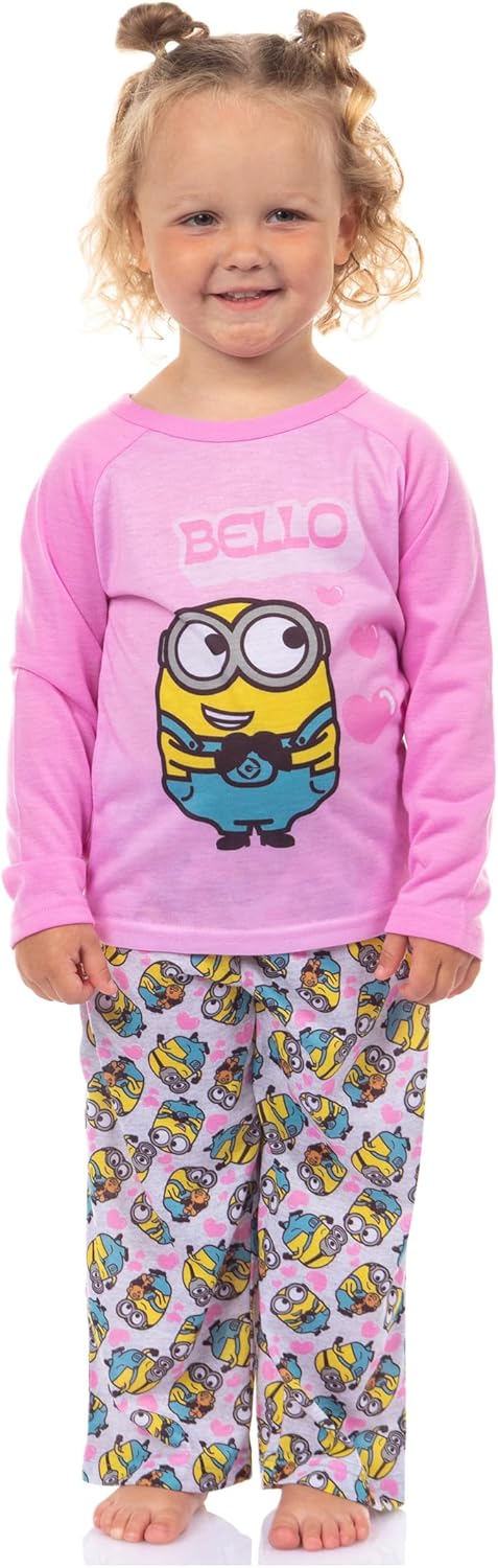 INTIMO Despicable Me Girls' Minions Bello Hearts Sleep Lounge Pajama Shirt and Pants Set