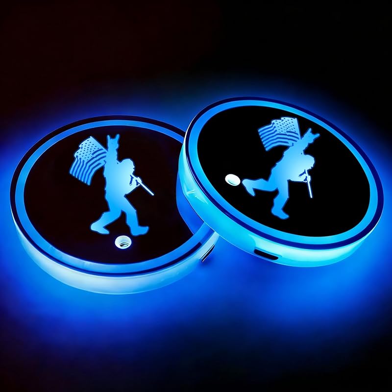 Porta-Copos Automotivo com LED Flag Sasquatch, 7 Cores e 3 Modos, TLYHNXY, Kit com 2 peças