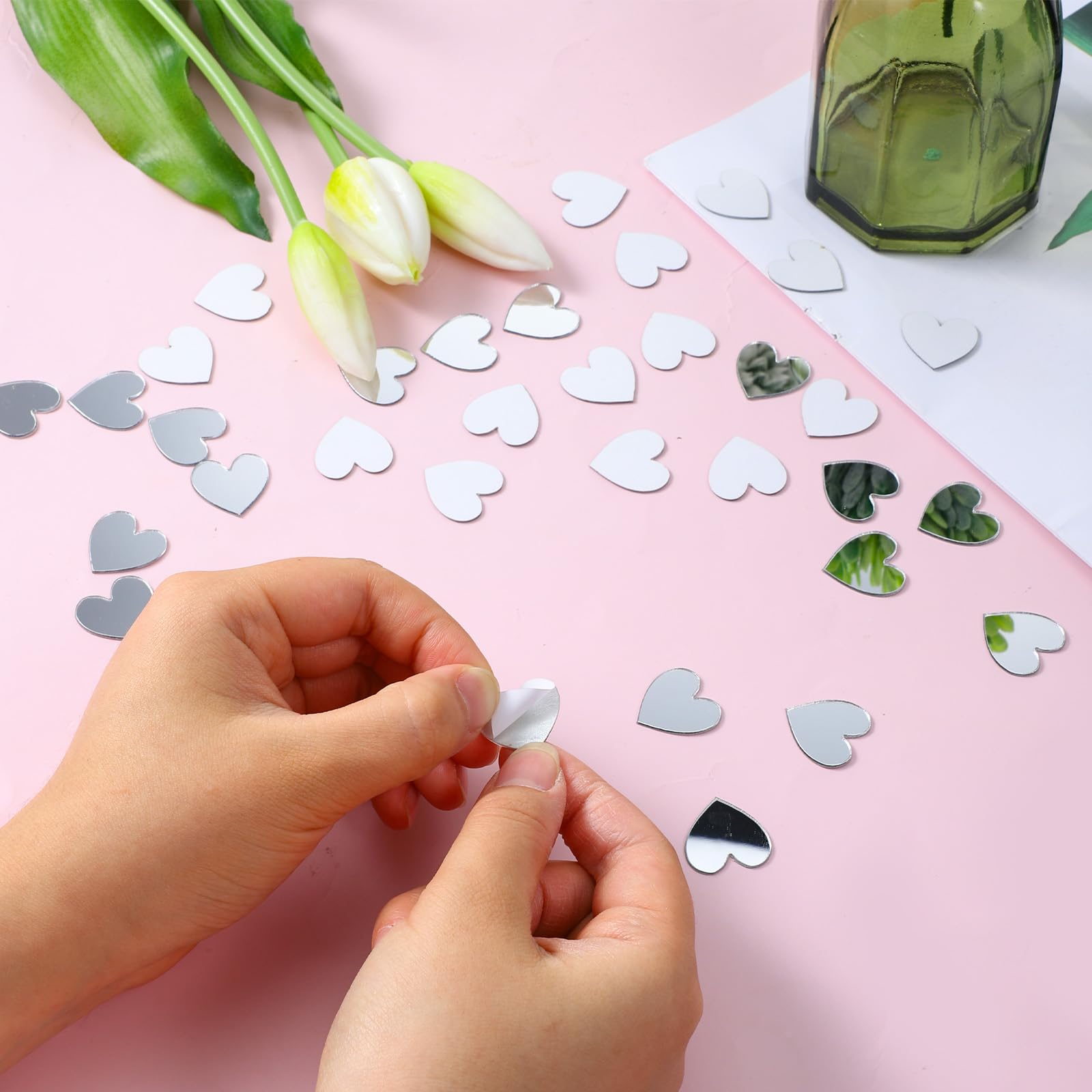 100 Pieces Small Mirrors for Crafts Mini Size Heart Mirror Tiles Acrylic Heart Shaped Mirrors for DIY Home Wall Table Kitchen Room Home Decor Traveling (0.78 Inch)