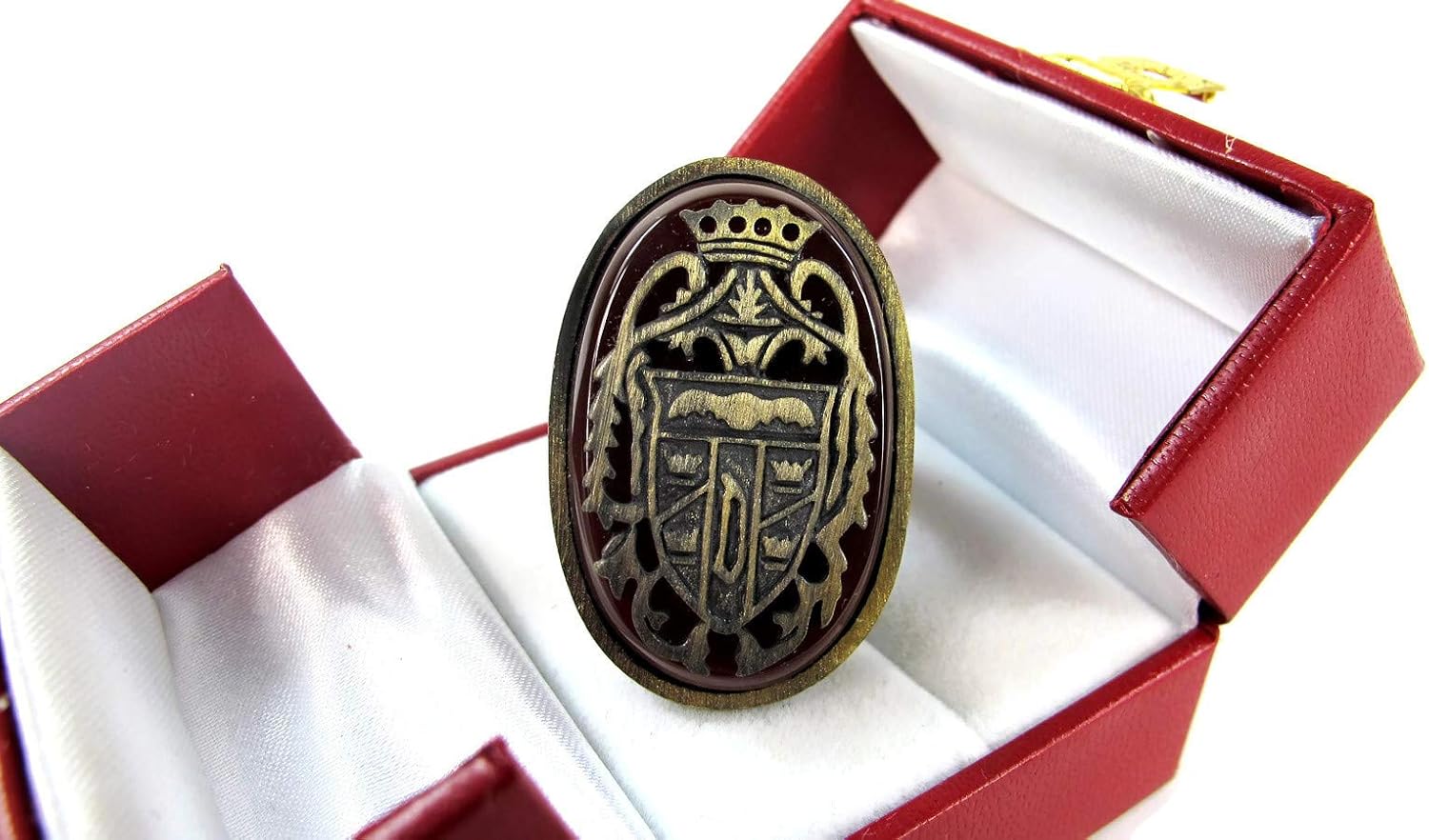 costumebase Dracula Crest Ring Carnelian Bloodstone Antique Gold/Silver
