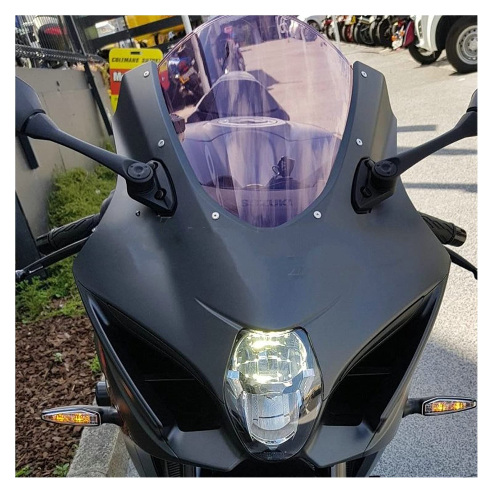 Gsx250r カスタムカウル フロントスクリーン gsxr1000r風 Gsx250r カスタムカウル フロントスクリーン gsxr1000r風 - メルカリ