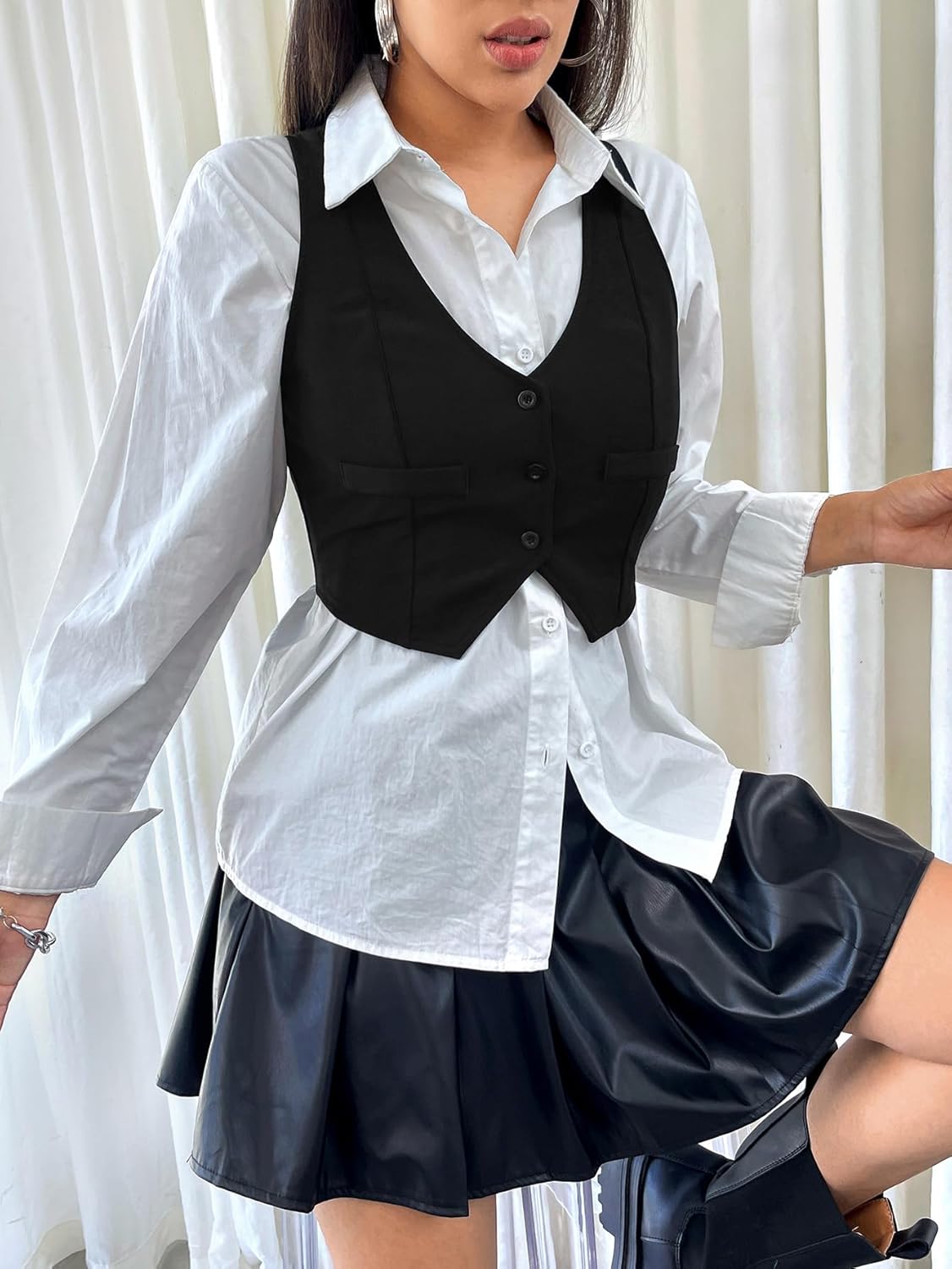 SweatyRocks Women's Solid Button Front Crop Waistcoat V Neck Sleeveless Blazers Vest Tops - Image 5