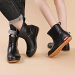 Rain Boots Women and Men Superior Anti-Slip Waterproof Rubber Boots Casual Chealsea Classic Ankle Boots Durable Rain Shoes Mud Rubber Booties for Work PVC Garden Shoes for Sailing Fishing and Camping