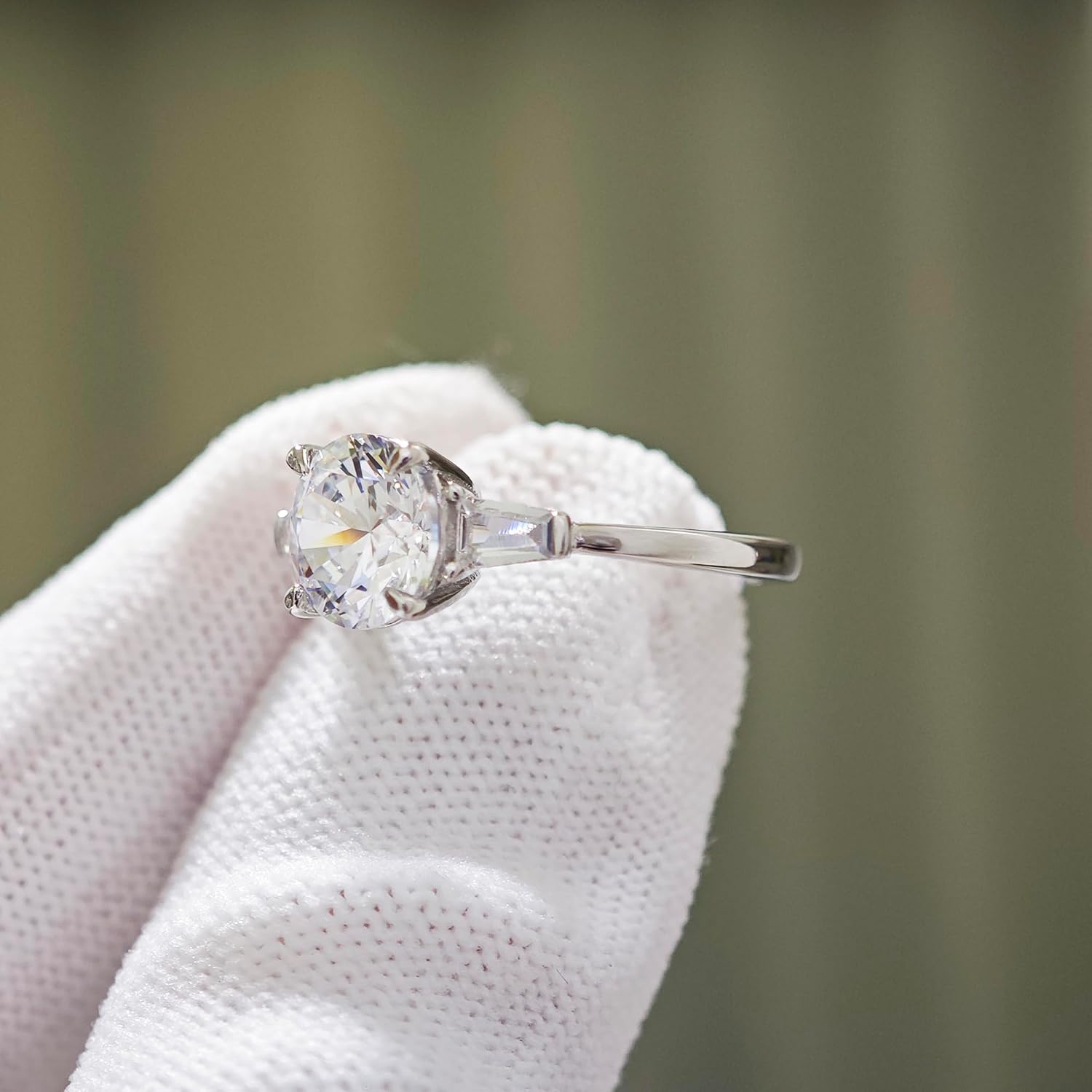 14K White Gold Round Cut Engagement Ring 2CT Round Cut Moissanite Rings 2 Carat 3 Stone Moissanite Engagement Ring for Women - Image 4