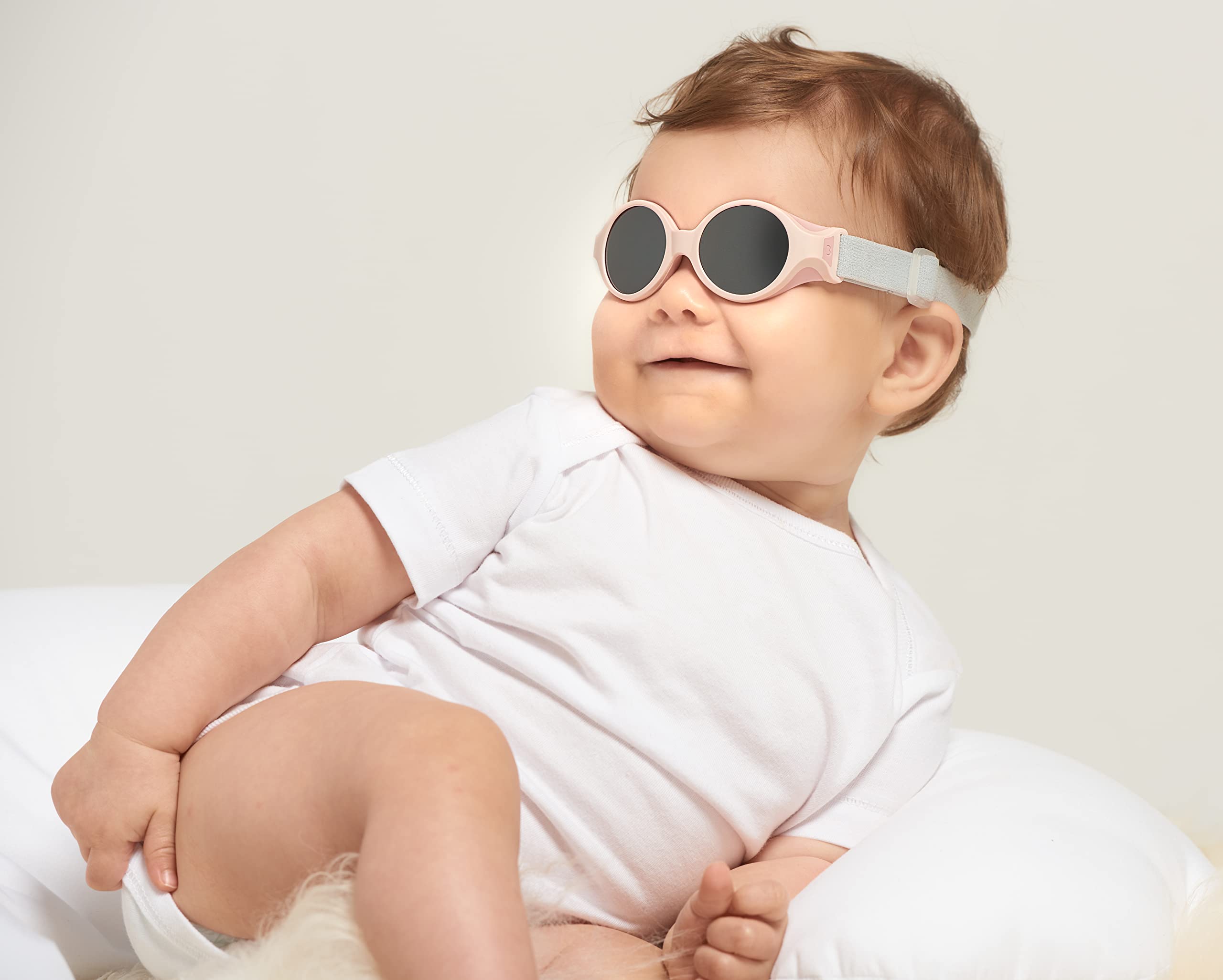 Béaba, Lunettes de soleil pour bébé 0-9 mois, Protection 100% UV - CAT 4, Protection Latérale, Confort Optimal, Bandeau élastique ajustable, Rose dragée