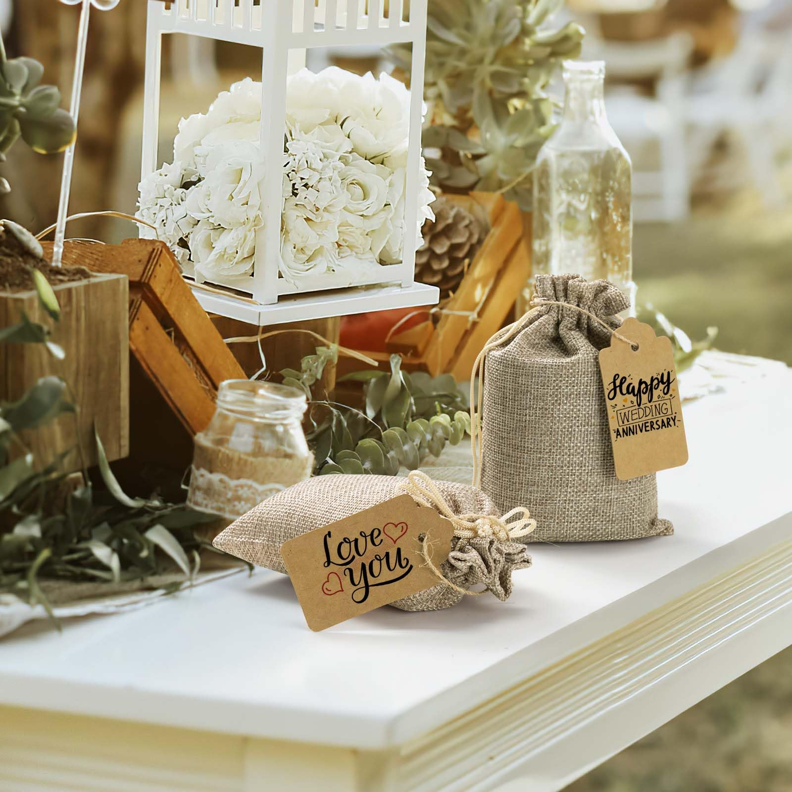 flowsac 25PCS Burlap Gift Bags With Drawstring, 4x6 Small Party Favor Gift Bags, Burlap Linen Sacks Bags for Christmas, Party, Jewelry Pouches, Festival, Birthday, DIY Craft