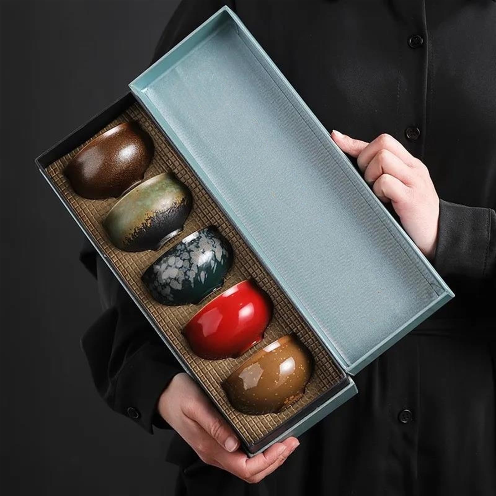 Teeservices Grobe Keramik Fünf-Elemente-Tassen Keramik-Teetassen-Set Kung-Fu-Teeservice Kiln-Transformations-Teetasse Retro-chinesische Teeschale Geschenkbox Reise-Teeservice
