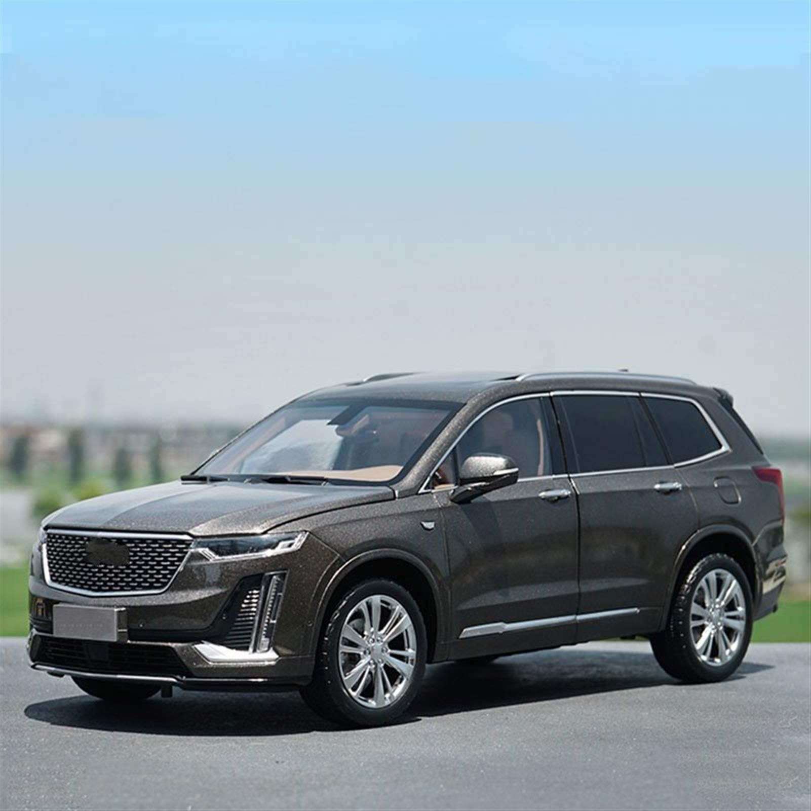 Model Car Diecast 1:18 Scale Simulation For C-adillac For XT6 ​Alloy SUV Car Model Metal Die-cast Gifts Ornaments Kids Adult Collection Model Car