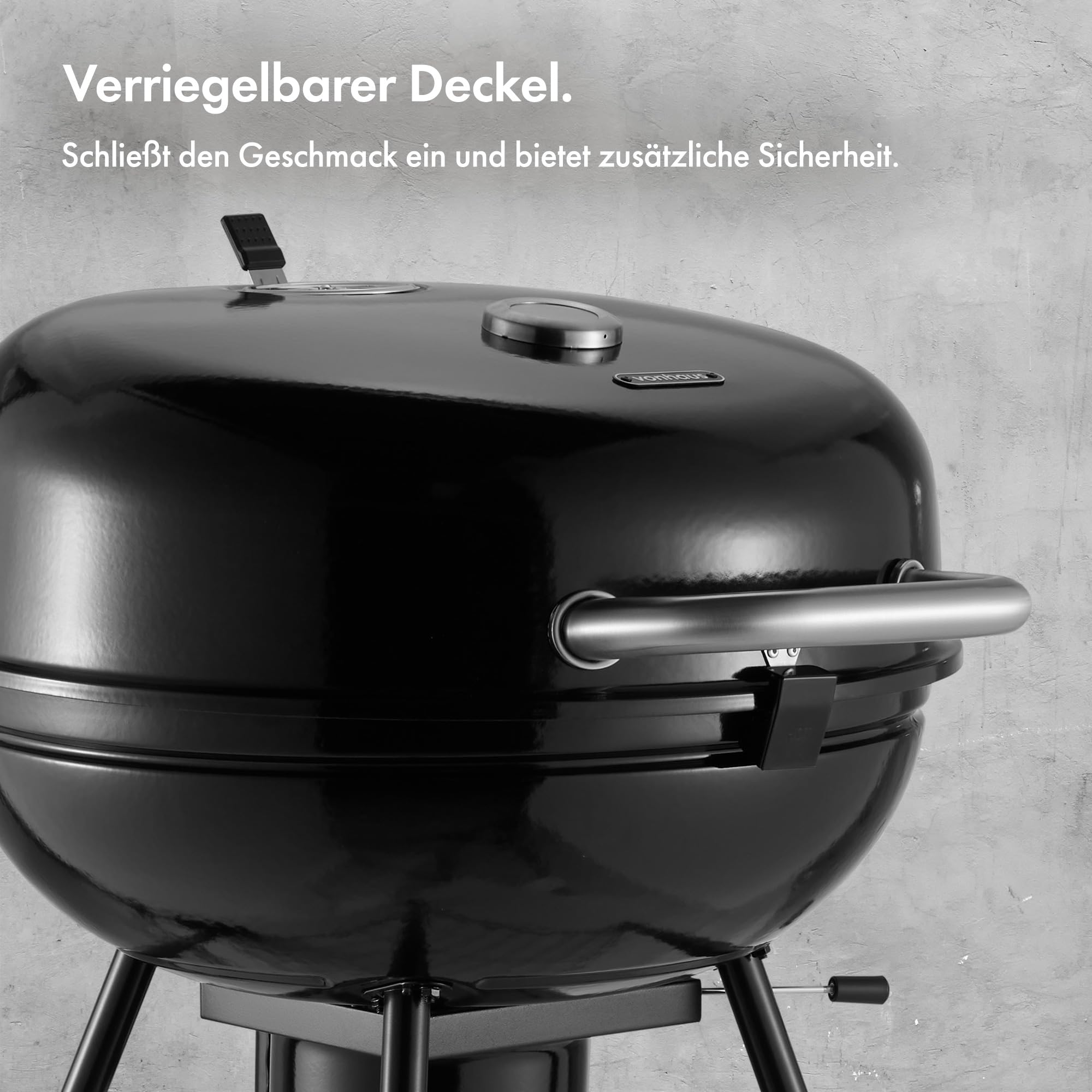 VonHaus Kettle Holzkohlegrill 53.3cm– Tragbarer Kugelgrill mit Warmhalterost, Temperaturanzeige, Ablage, Rädern, Abschließbarem Deckel, Aschebehälter und Großem Grillrost für Fleisch, Fisch und Gemüse