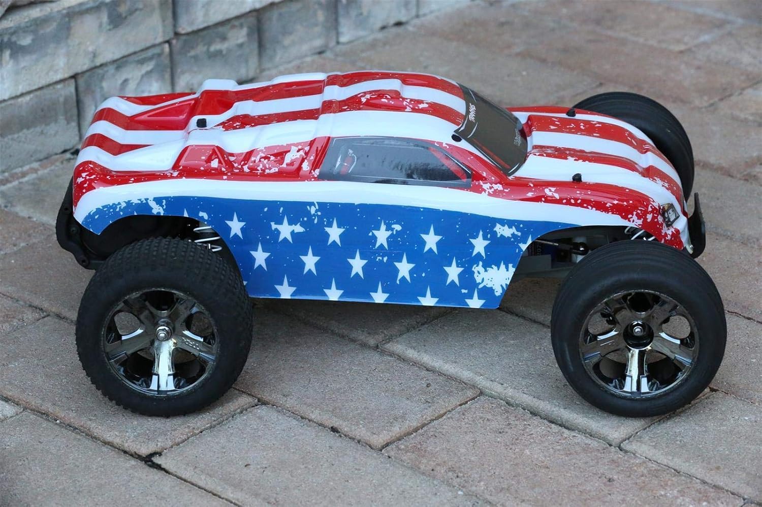 SummitLink Compatible Custom Body Flag Strip Style Replacement for 1/10 Scale RC Car or Truck (Truck not Included) R-ST-01