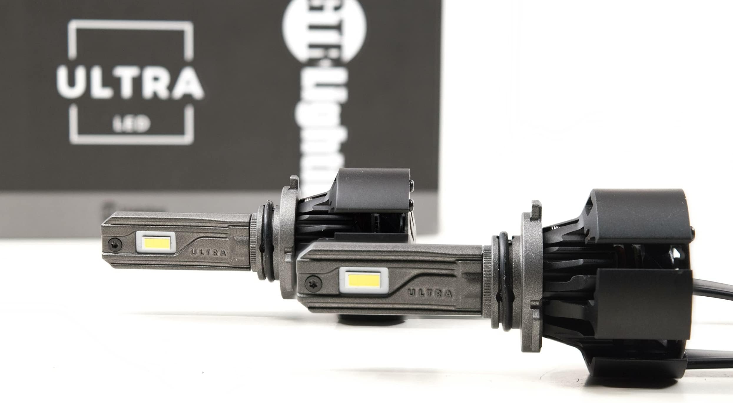 Ultra 2.0 LED Fog Light Bulb, Bulb Size 9005 (GTR.LED732)