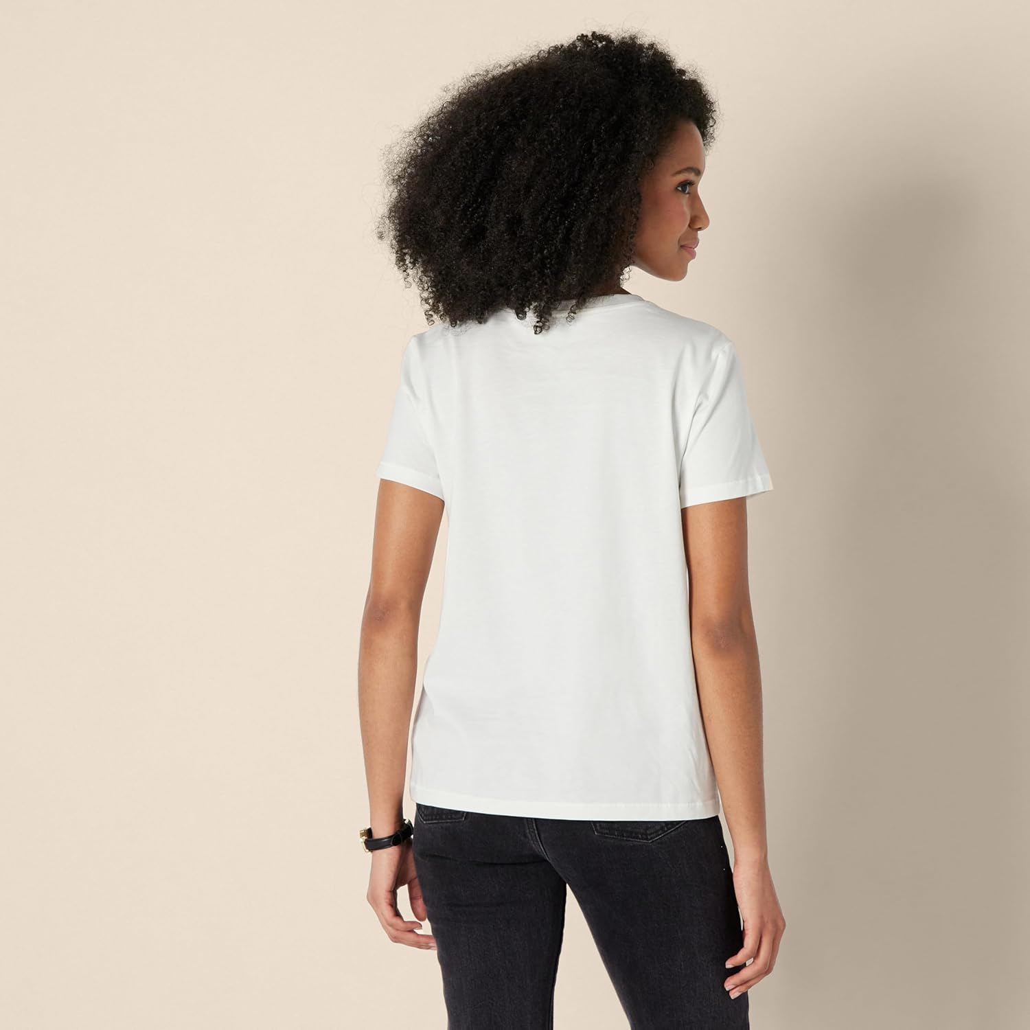 Amazon Essentials Women's Regular Fit 100% Cotton Crewneck Short Sleeve T-Shirt - Image 2