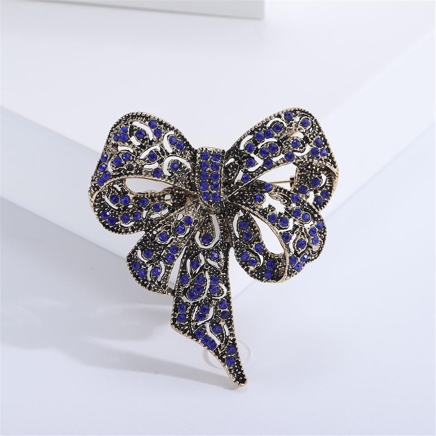 Dreuyet Vintage Rhinestone Bow Brooch Crystal Large Bowknot Lapel Pin Sparkly Ribbon Bow Knot Collar Clothing Accessory for Women Birthday Christmas Jewelry image 4