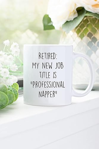 Miniatura 5 de Divertido regalo de jubilación para él, My new job title is Professional Napper Mug de jubilación (taza de cerámica, blanco, 11 onzas)