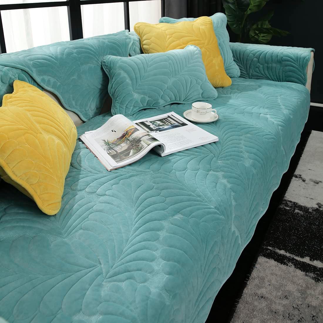 vctops Soft Velvet Sofa Couch Warm Plush Banana Leaf Quilted Sectional Couch Cover for Winter Non Slip Sofa Slipcover Furniture Cover for Dogs Cats Pet, 1 Piece/Not All Set (Green,35"x70")