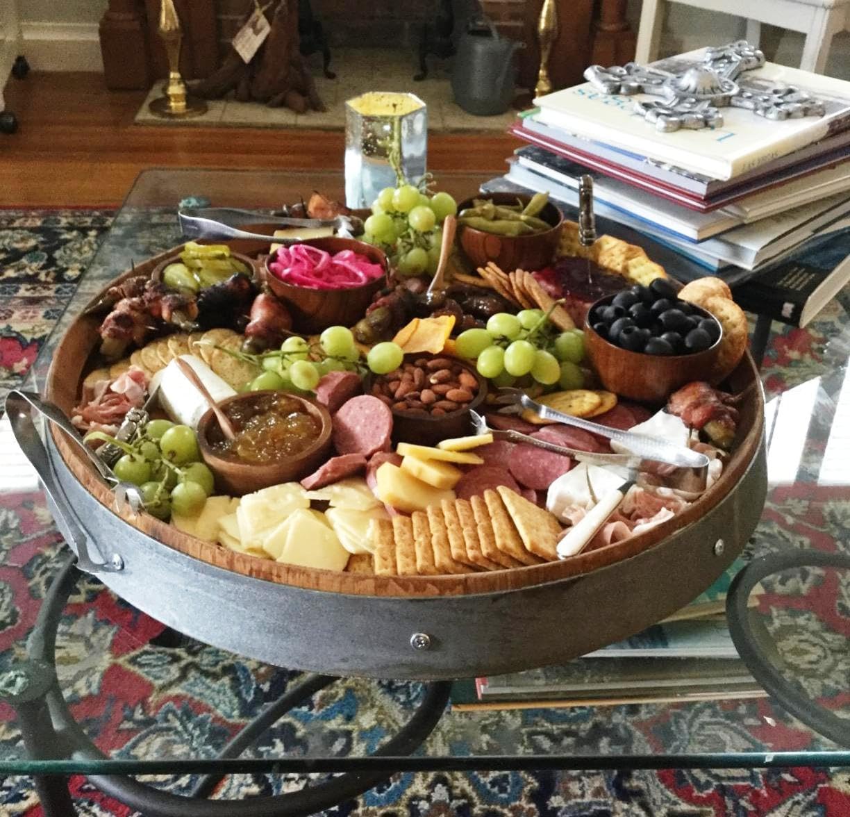 Wine Barrel Head Lazy Susan Turntable, Heavy Duty Farmhouse Design, 24" Round Solid Oak for Kitchen Countertop, Pantry, Dining Coffee Table, for Cheeses, Condiments, Spices, Wedding Gift, Food Safe