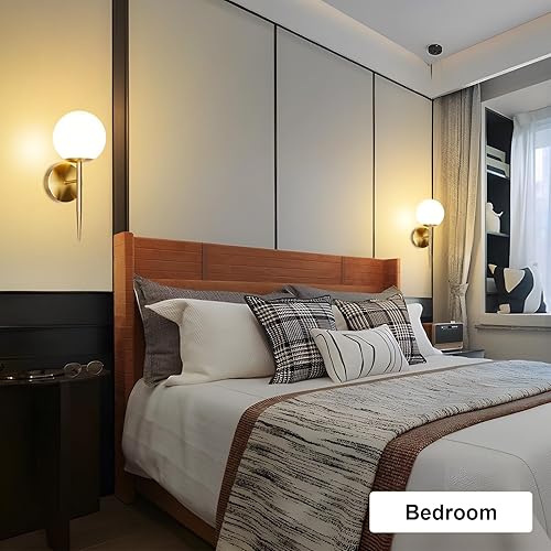 Miniatura 6 de Juego de 2 apliques de pared modernos de globo dorado, lámpara de pared industrial de mediados de siglo con pantalla de vidrio de globo blanco,